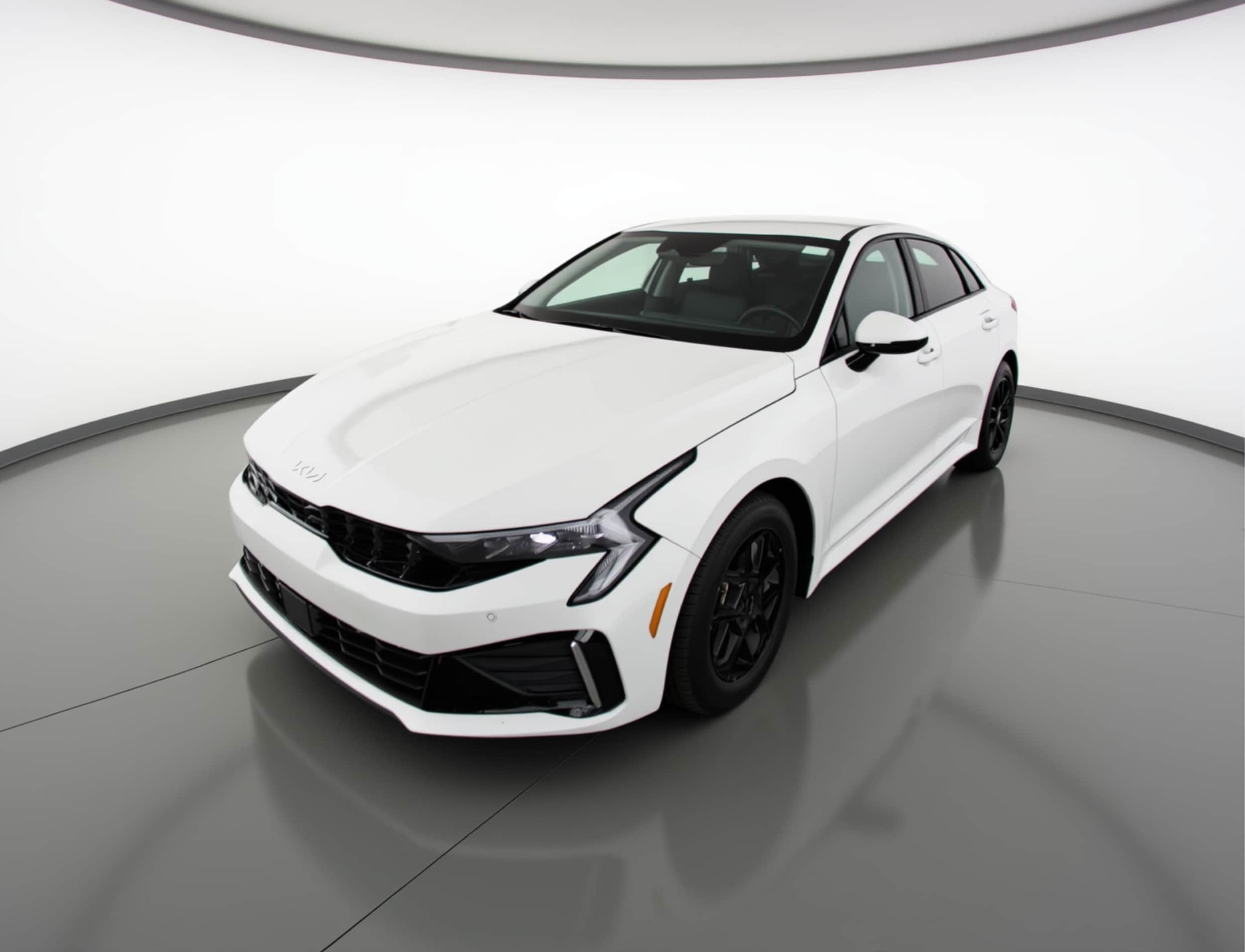 Thumbnail: 2025 Kia K5 - 3