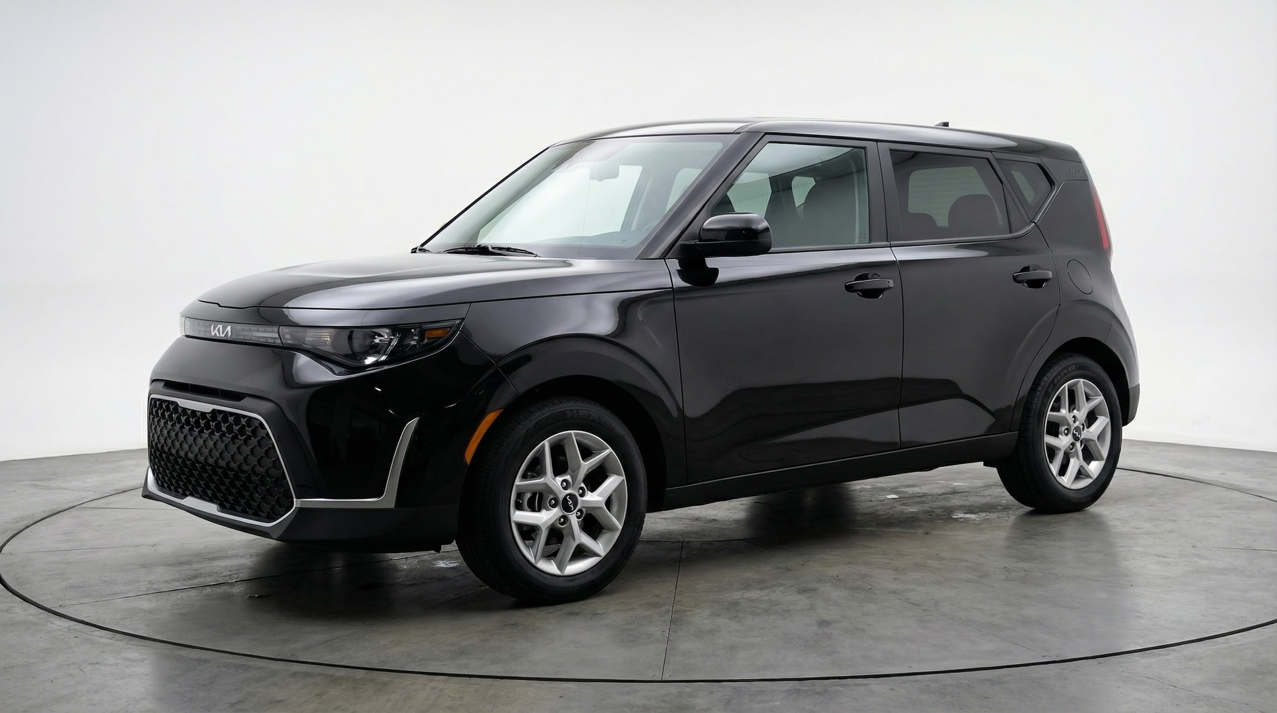 Thumbnail: 2025 Kia Soul - 3