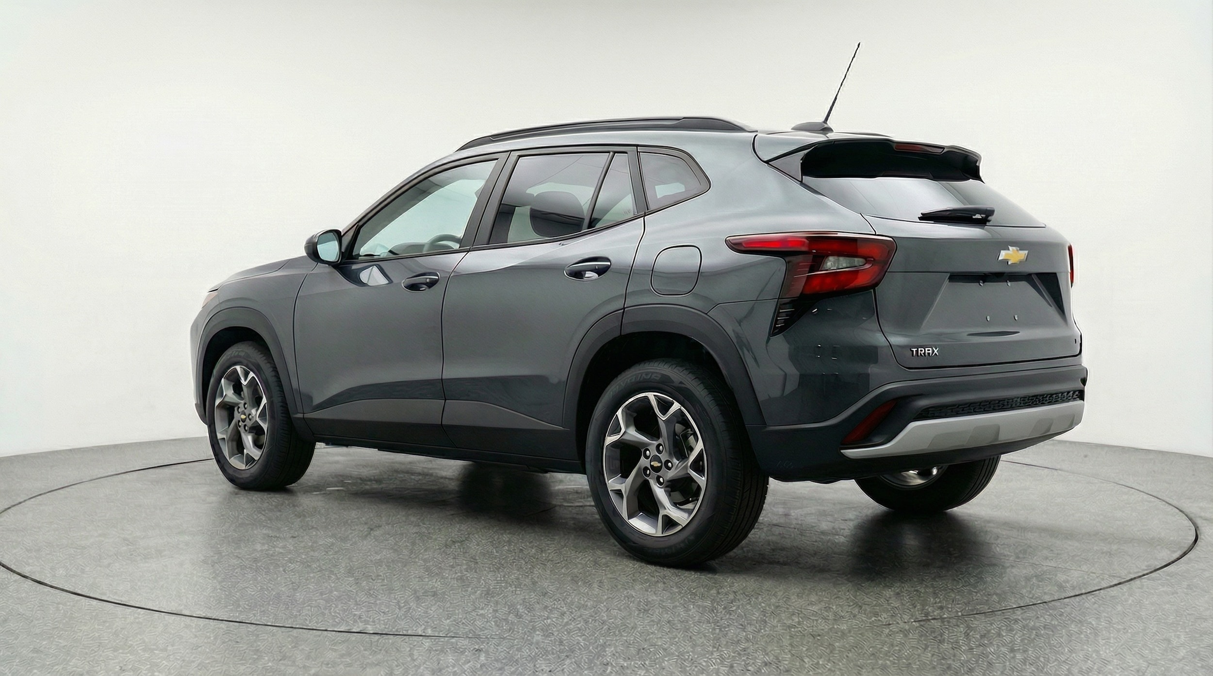 Thumbnail: 2025 Chevrolet Trax - 5