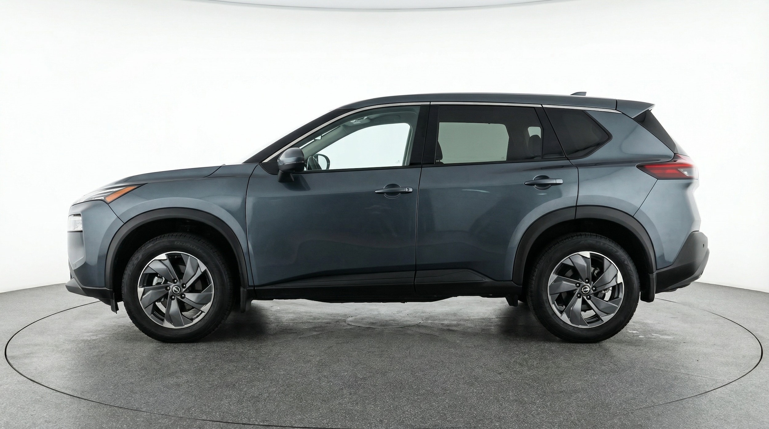 Thumbnail: 2025 Nissan Rogue - 4