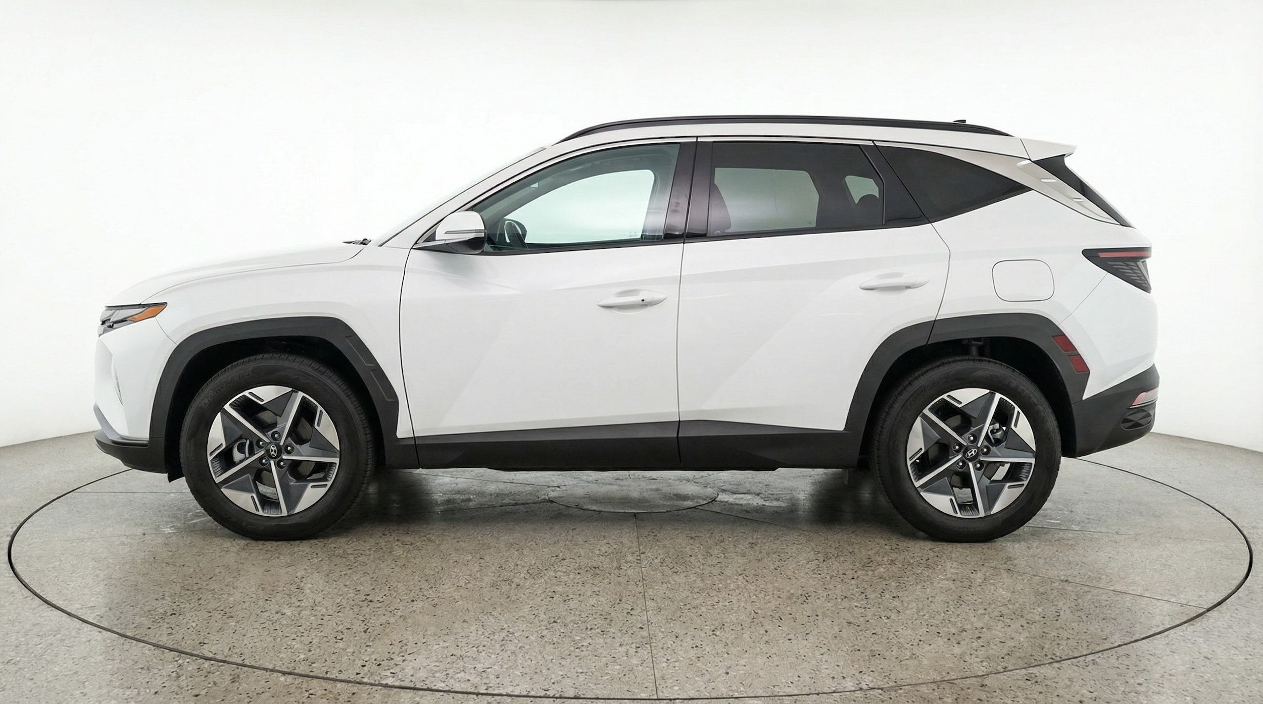 Thumbnail: 2025 Hyundai Tucson - 4