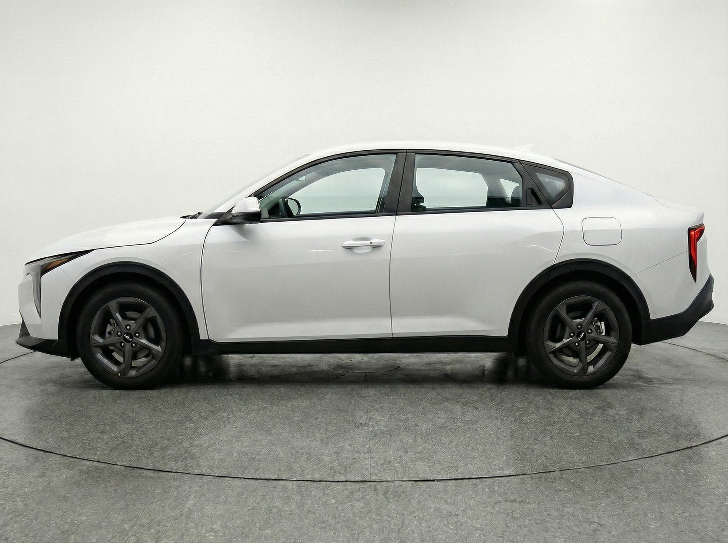 Thumbnail: 2025 Kia K4 - 4