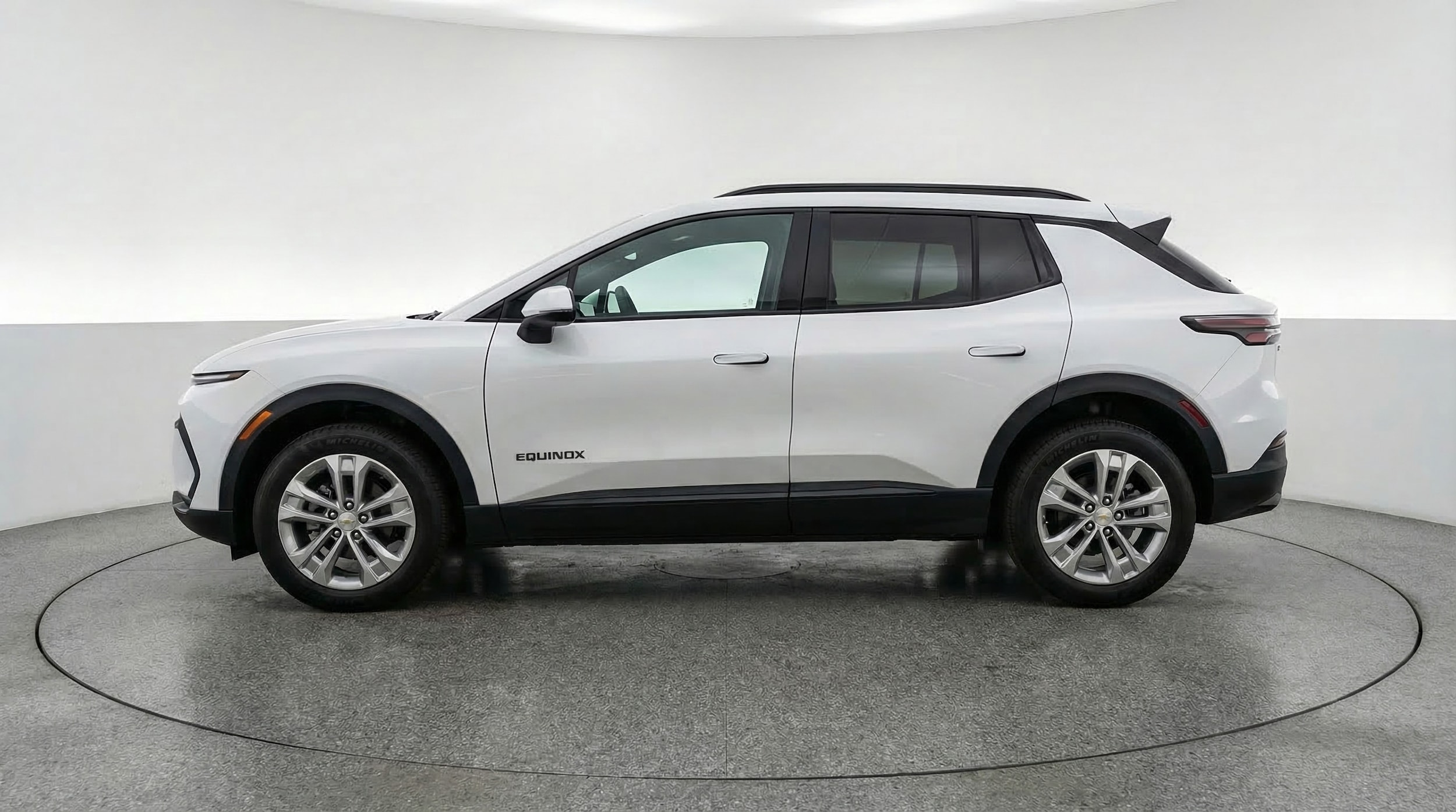 Thumbnail: 2025 Chevrolet Equinox - 4