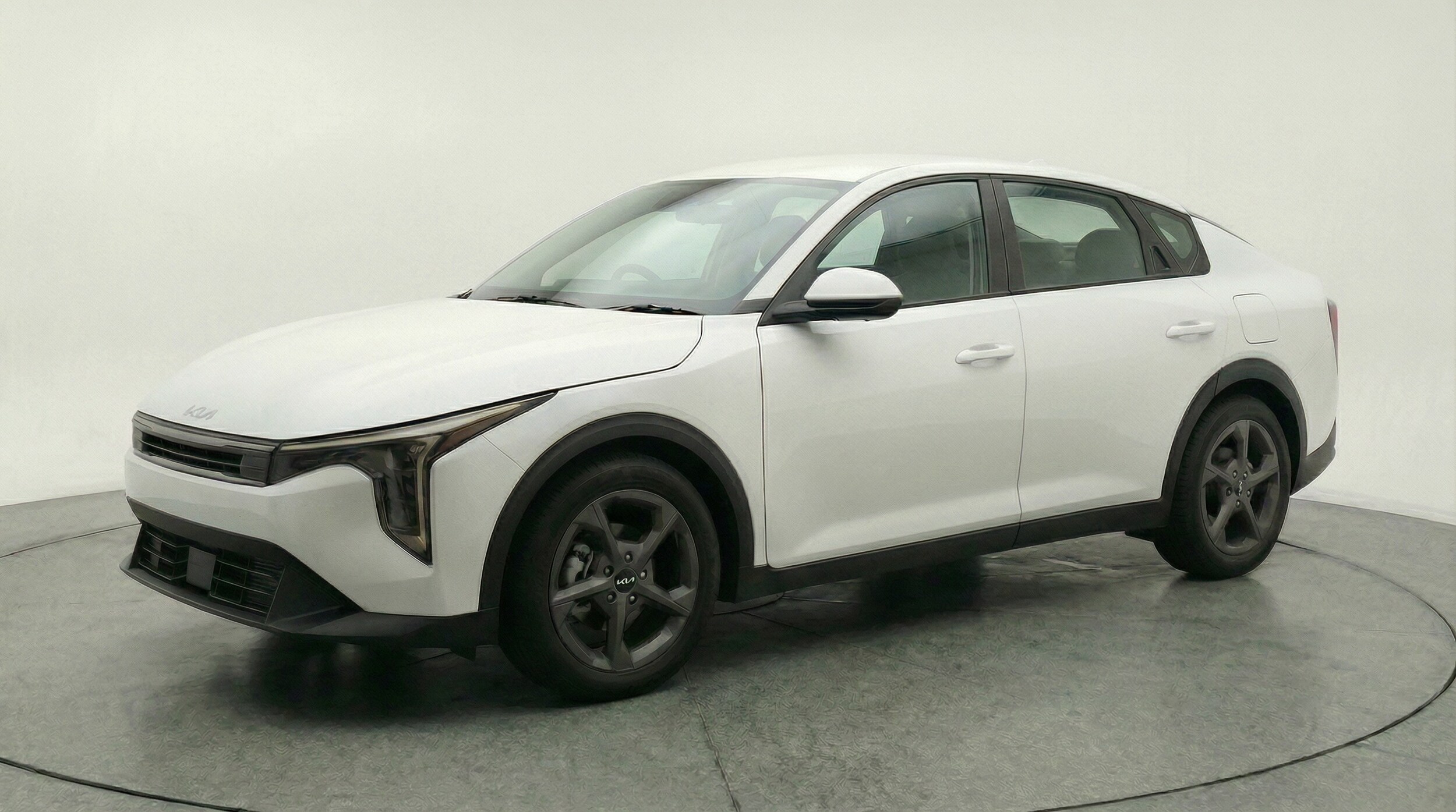 Thumbnail: 2025 Kia K4 - 3