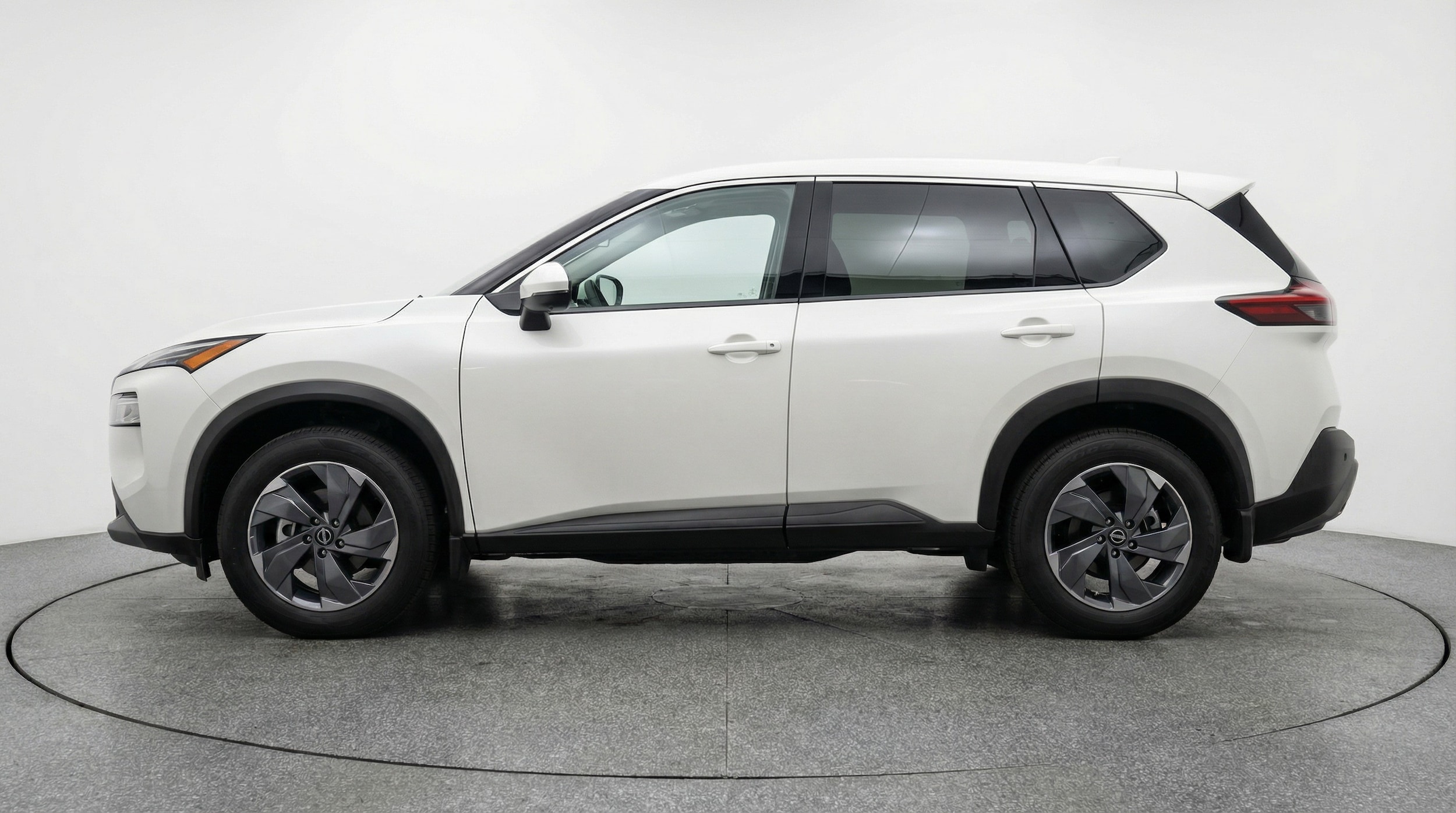 Thumbnail: 2025 Nissan Rogue - 4