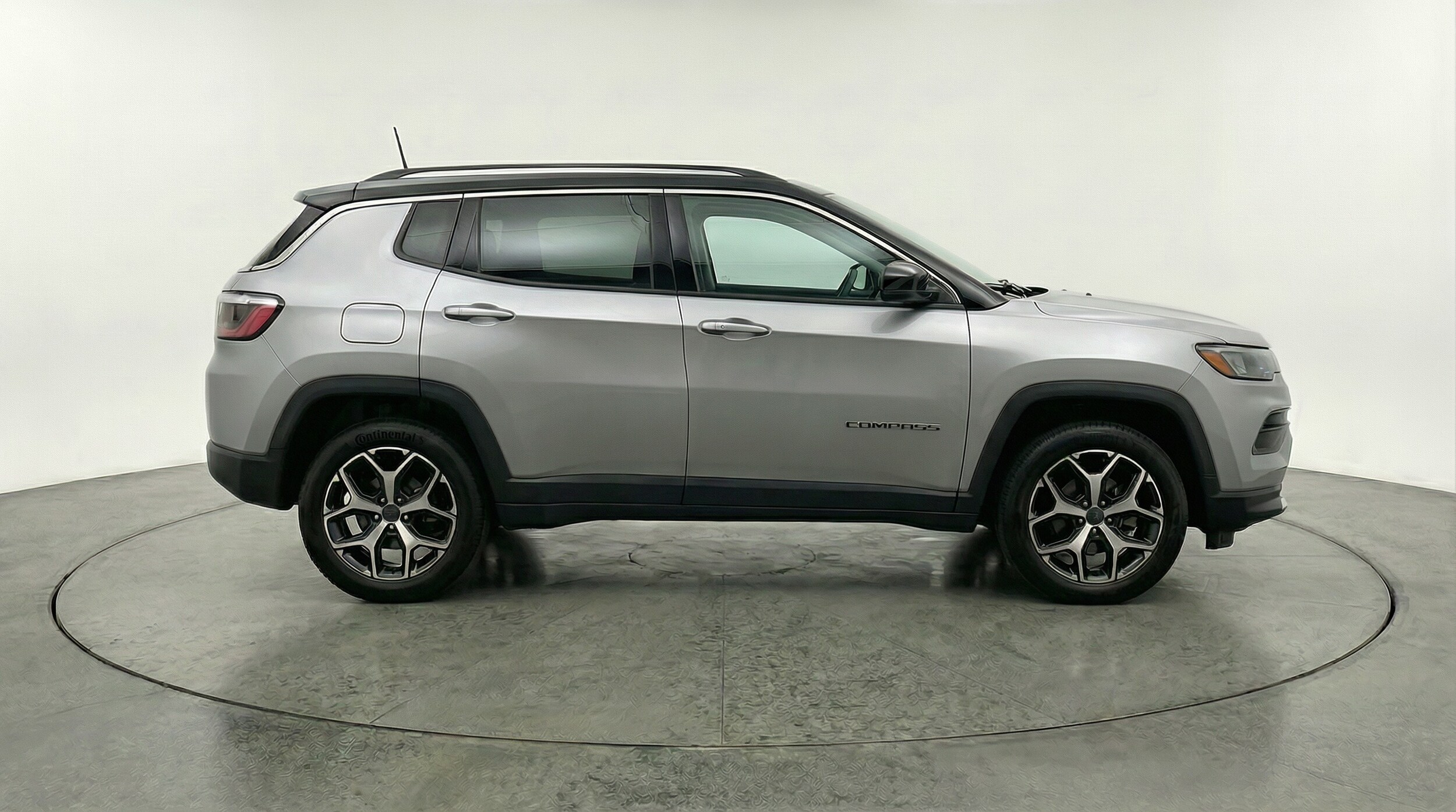 Thumbnail: 2025 Jeep Compass - 8