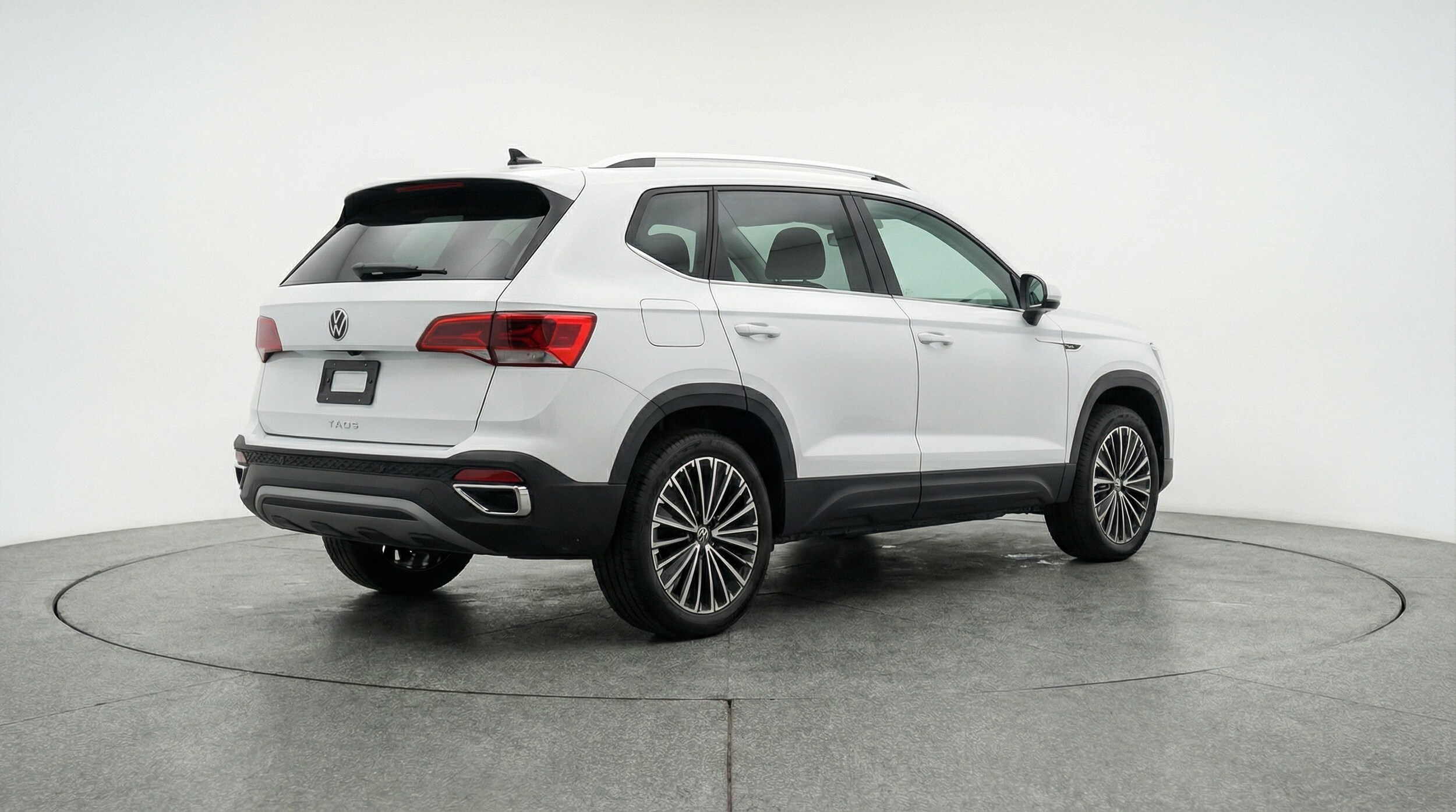 Thumbnail: 2025 Volkswagen Taos - 7