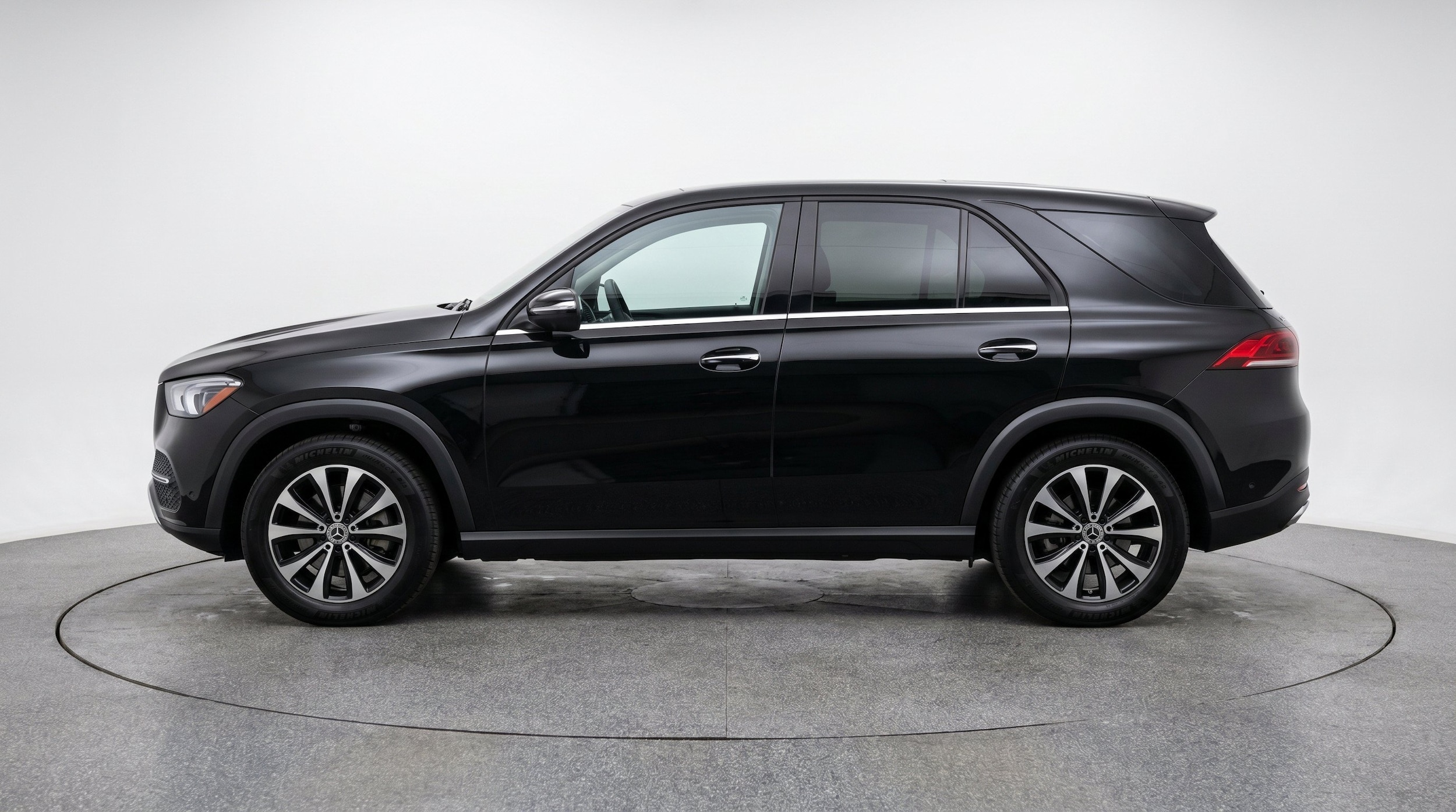 Thumbnail: 2026 Mercedes-Benz GLE - 5