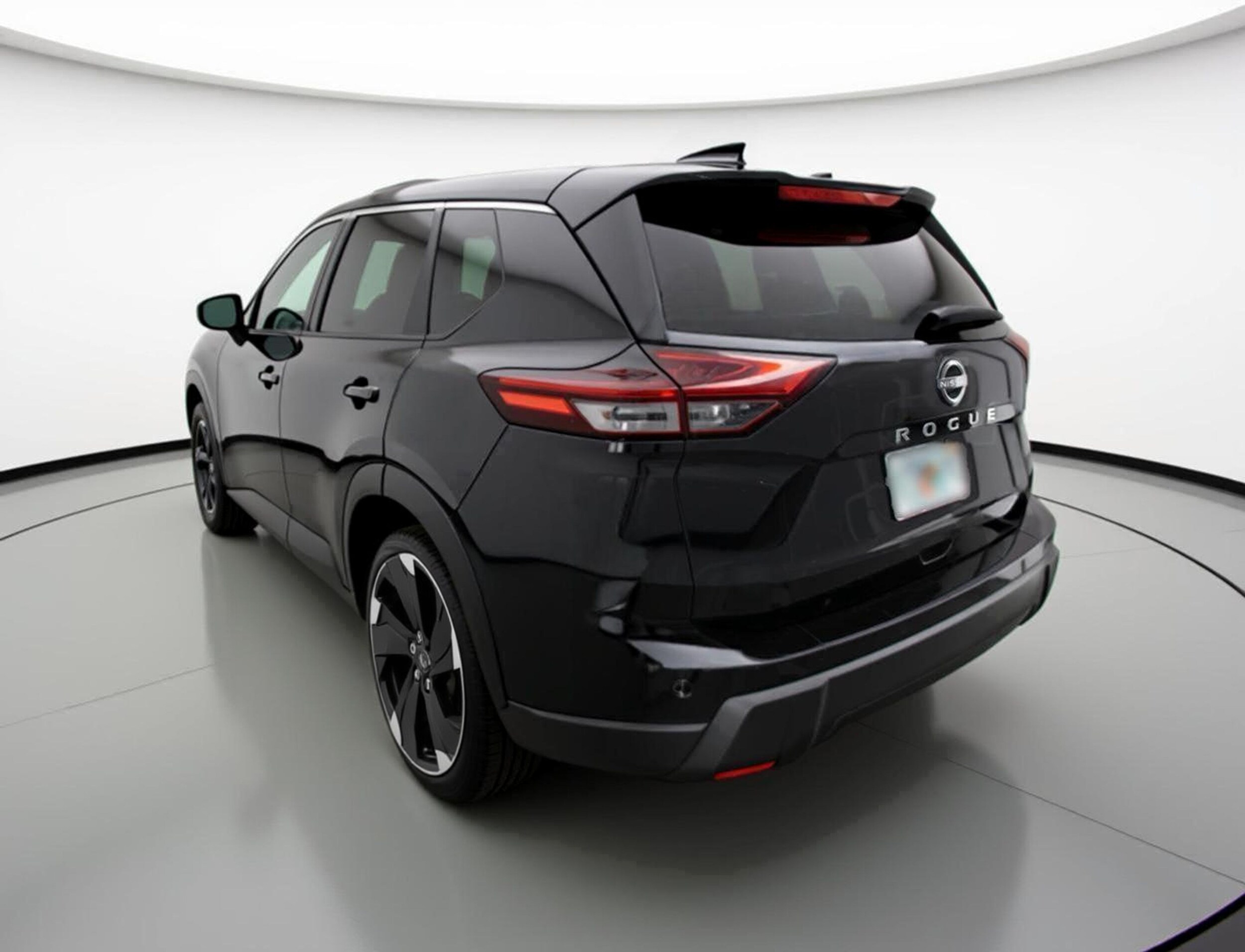 Thumbnail: 2025 Nissan Rogue - 5
