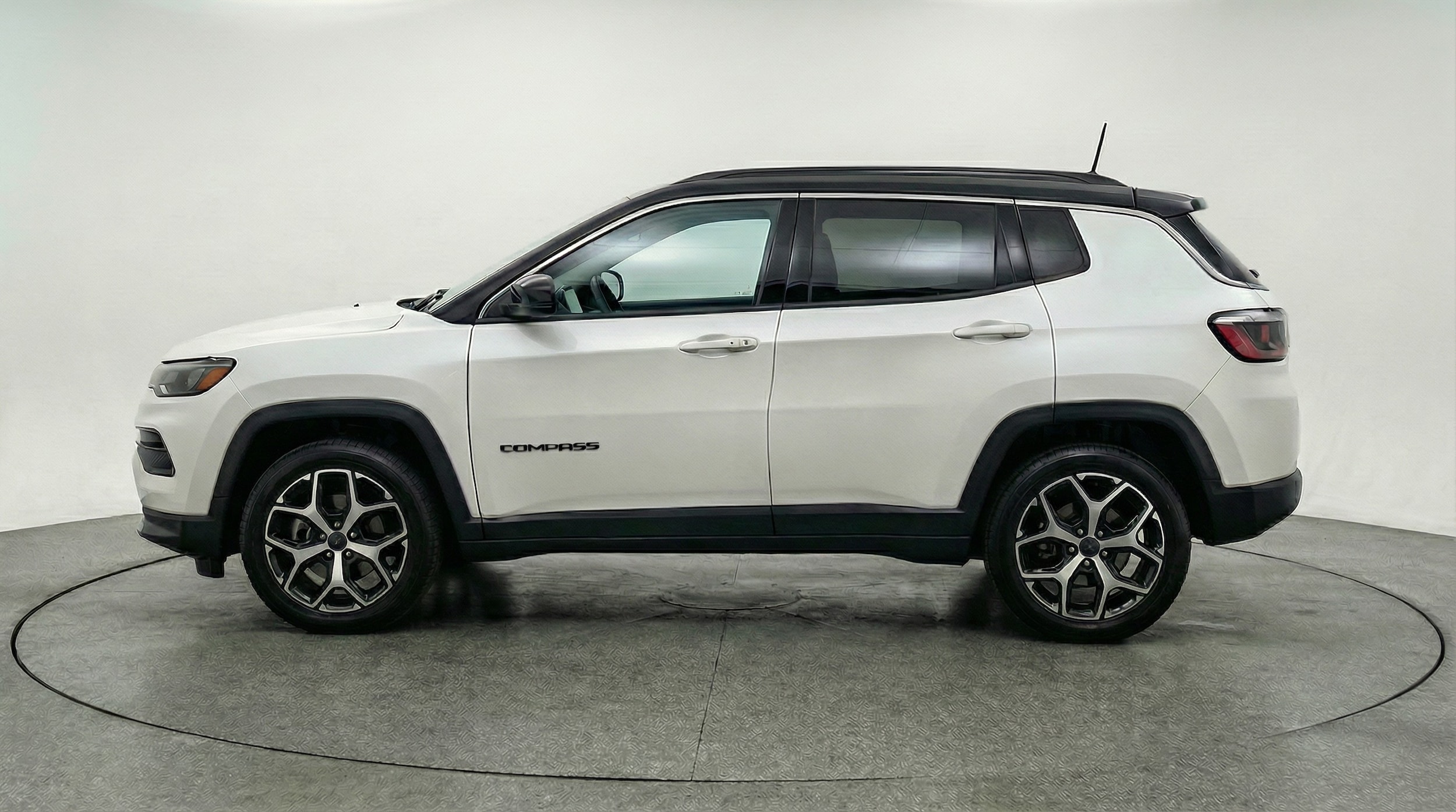 Thumbnail: 2025 Jeep Compass - 4