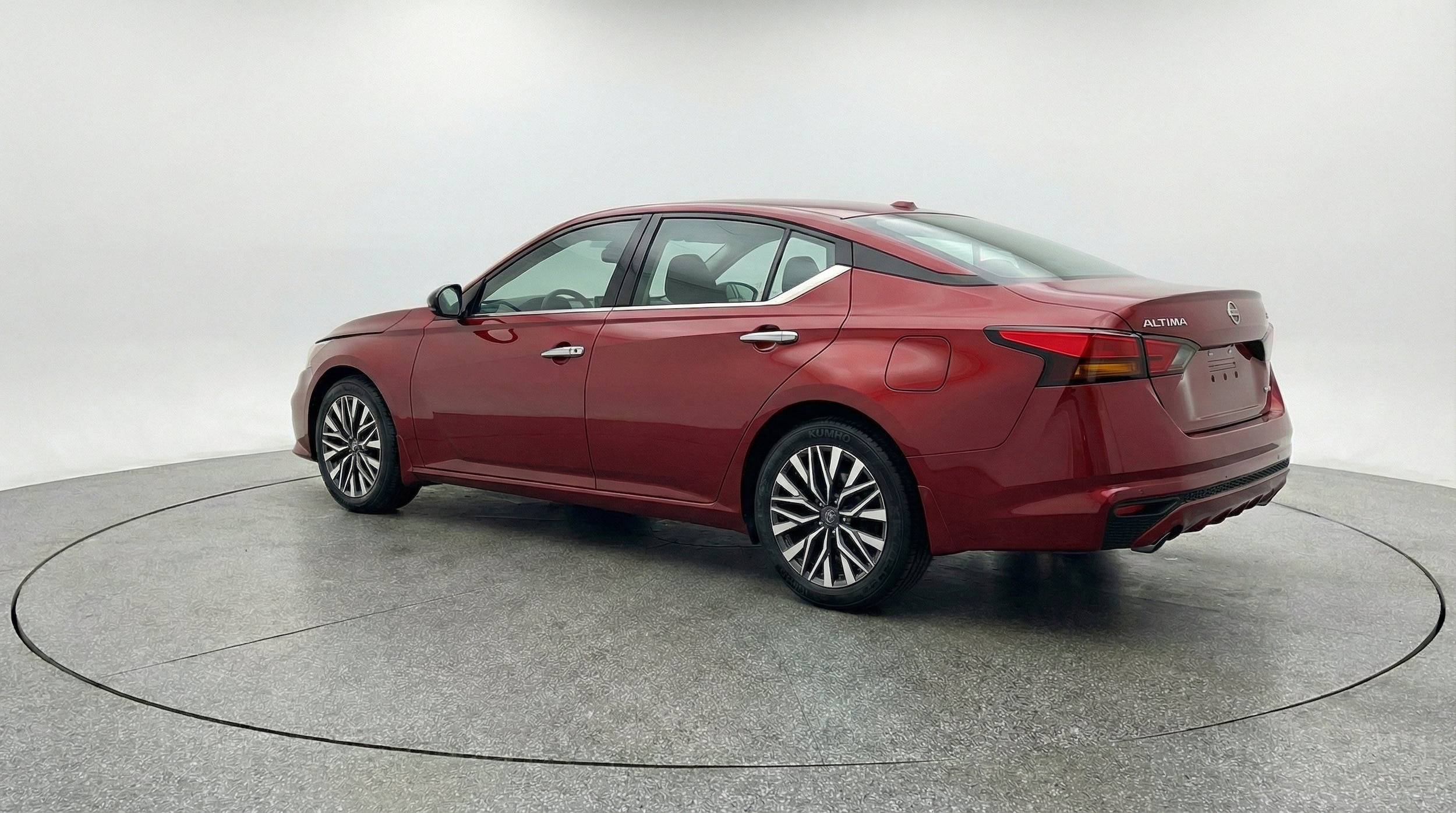 Thumbnail: 2025 Nissan Altima - 6