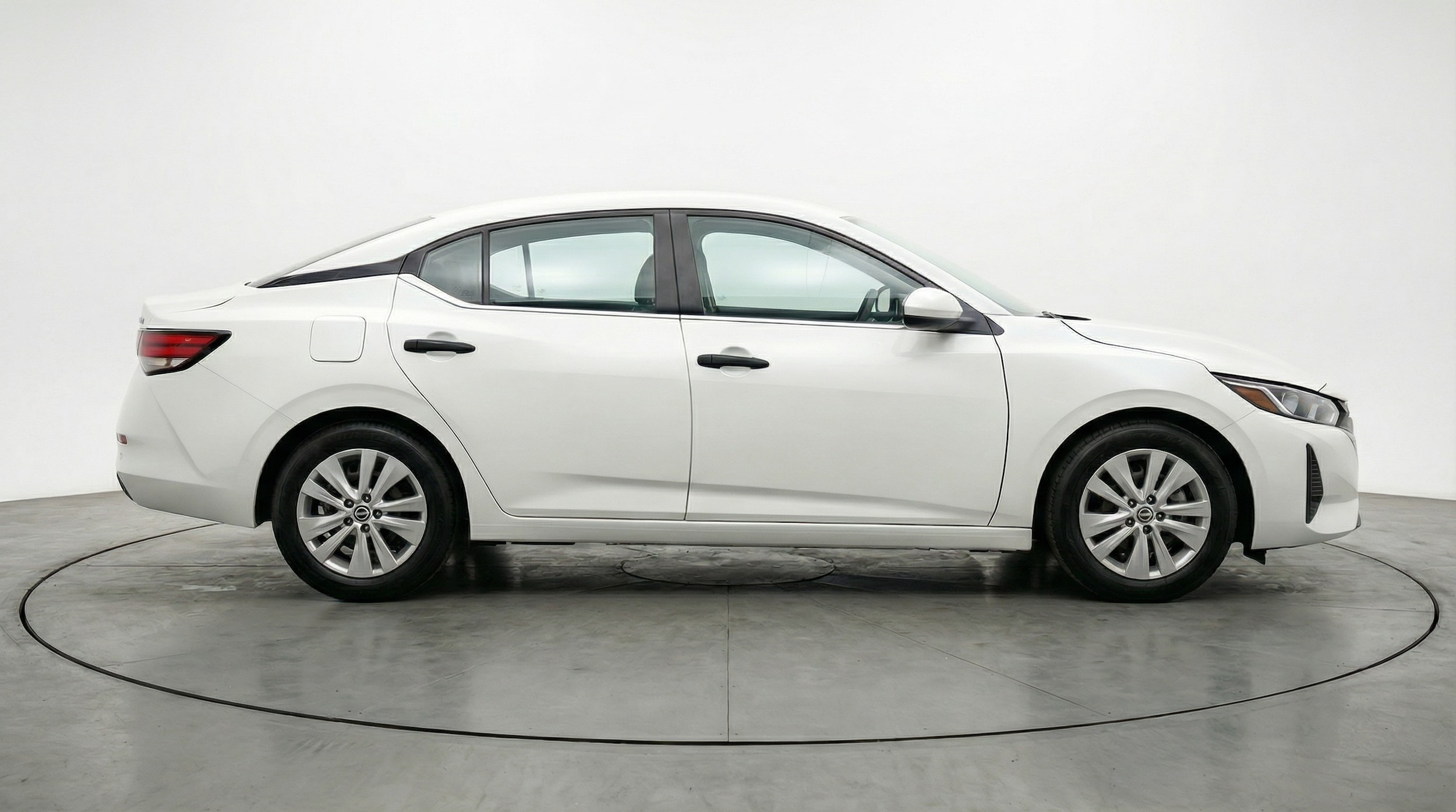 Thumbnail: 2025 Nissan Sentra - 8