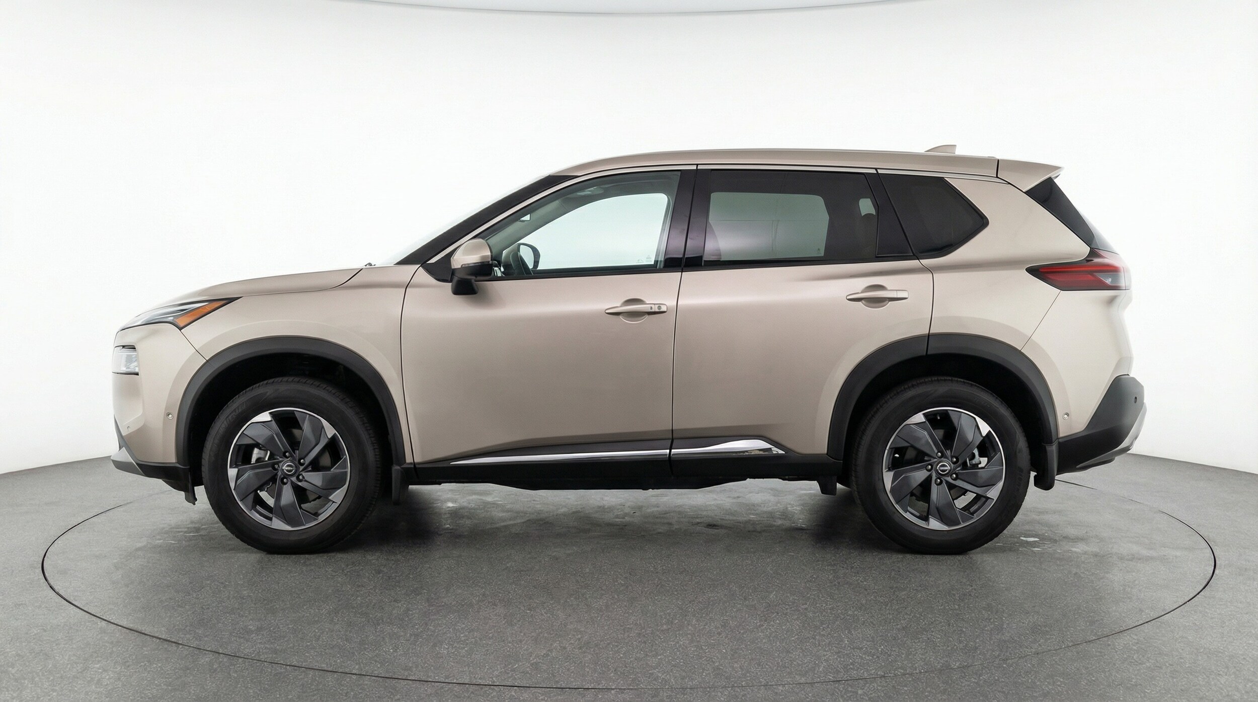 Thumbnail: 2025 Nissan Rogue - 4