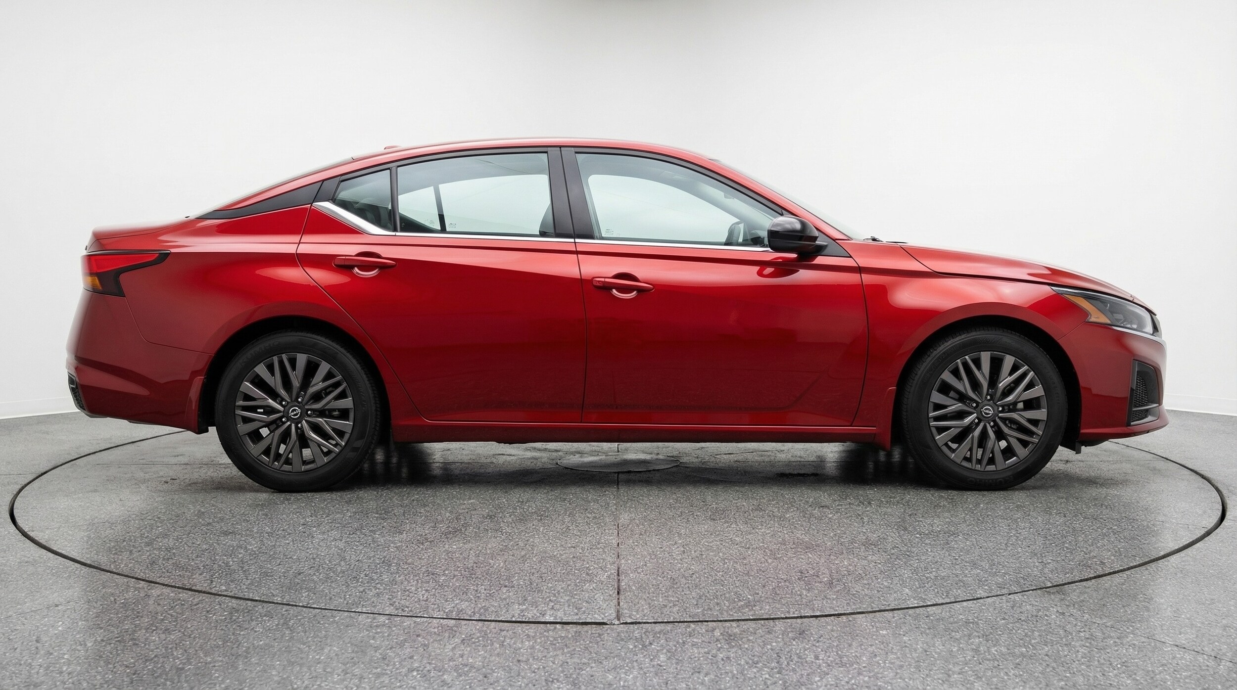 Thumbnail: 2025 Nissan Altima - 8