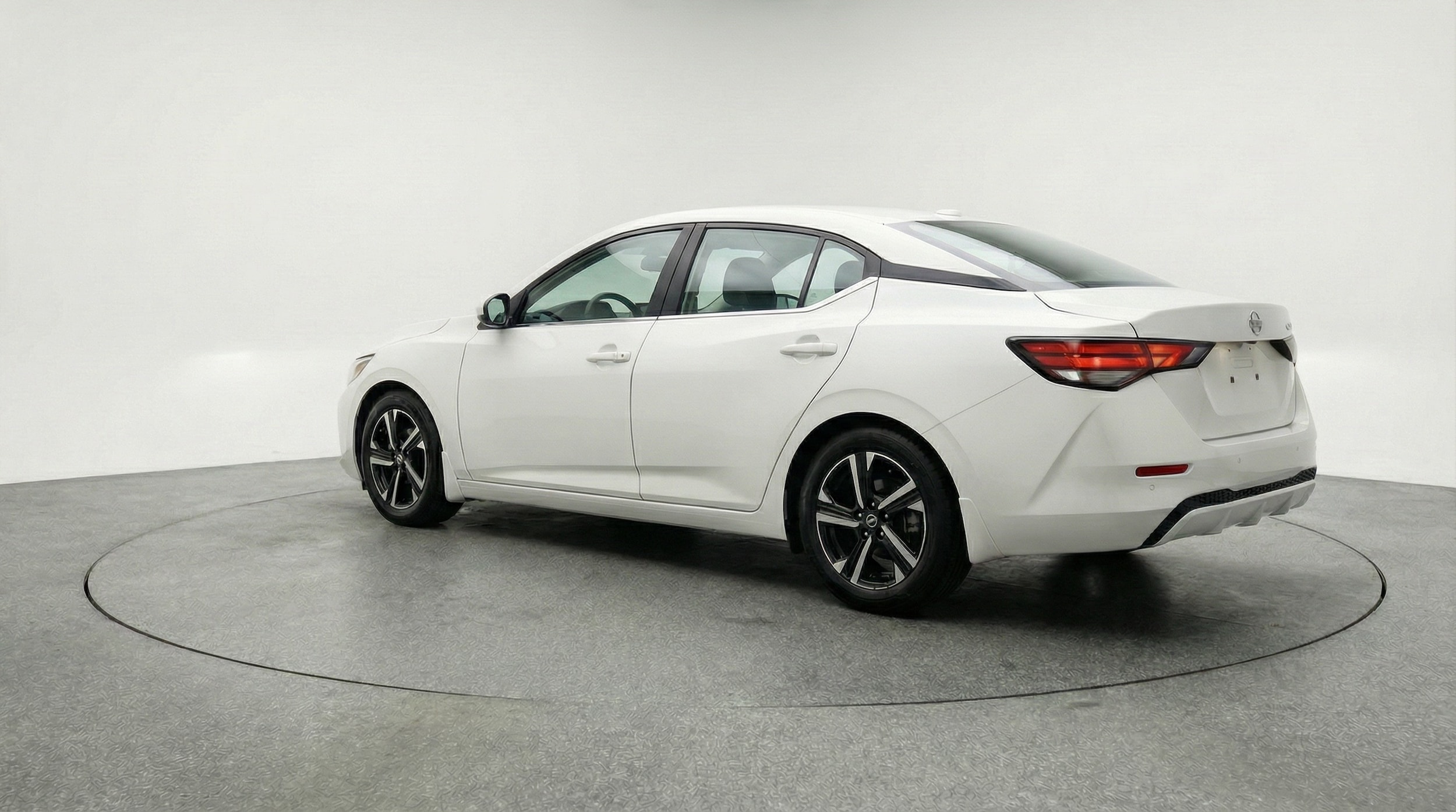 Thumbnail: 2025 Nissan Sentra - 5