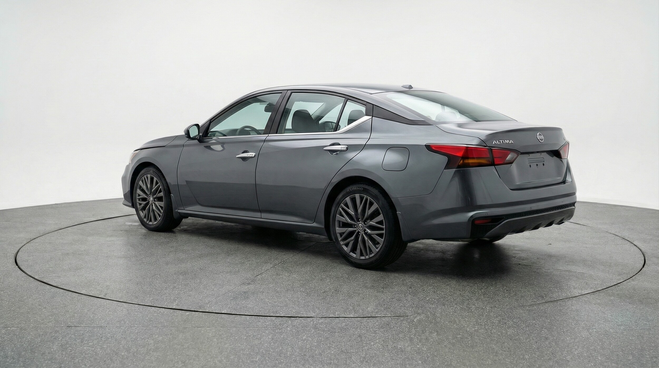 Thumbnail: 2025 Nissan Altima - 5