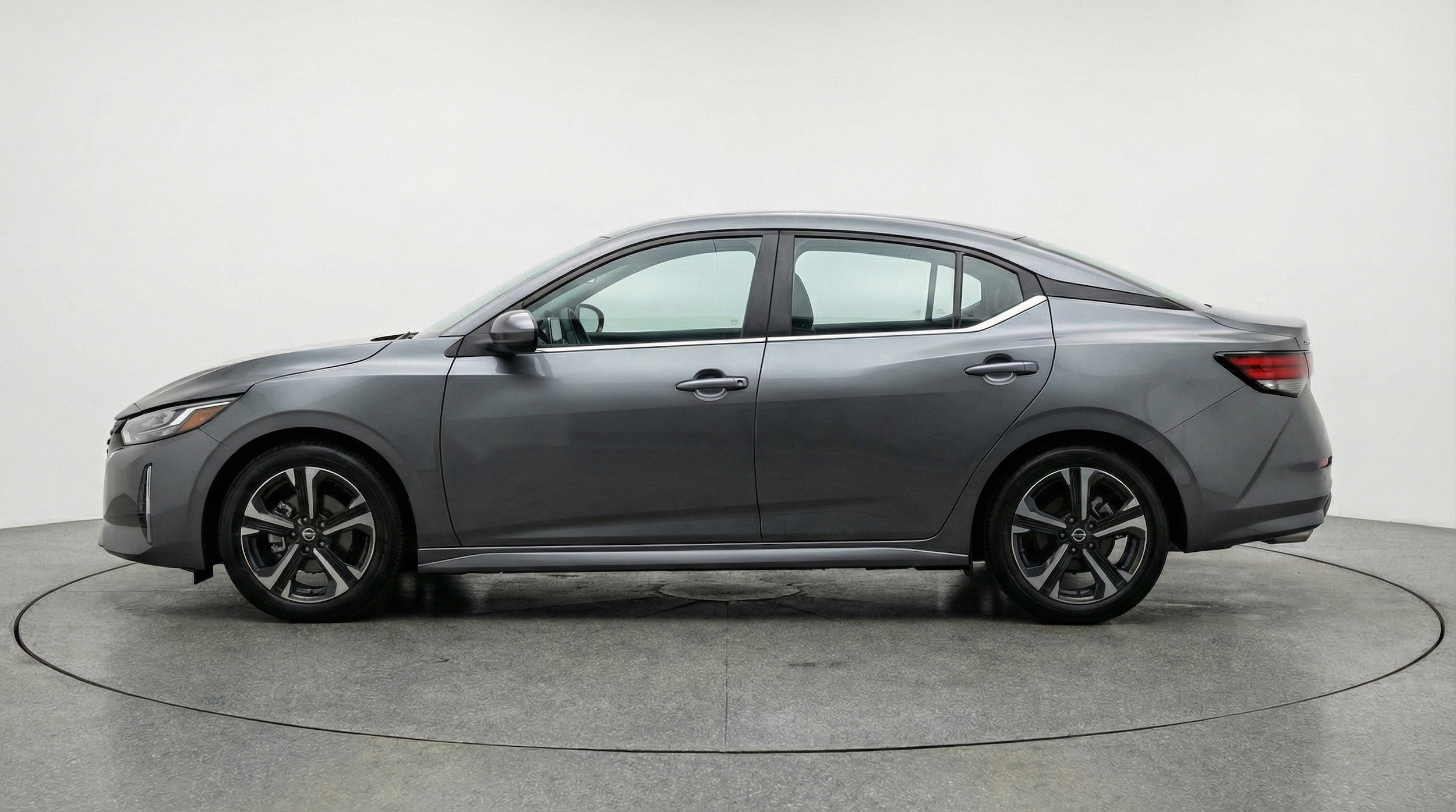 Thumbnail: 2025 Nissan Sentra - 5