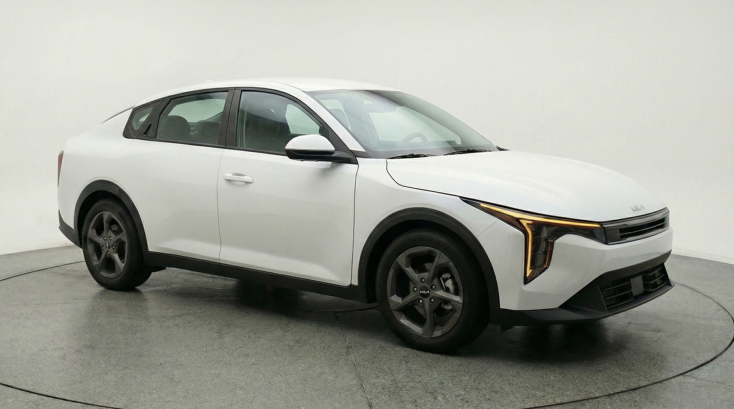 Thumbnail: 2025 Kia K4 - 1