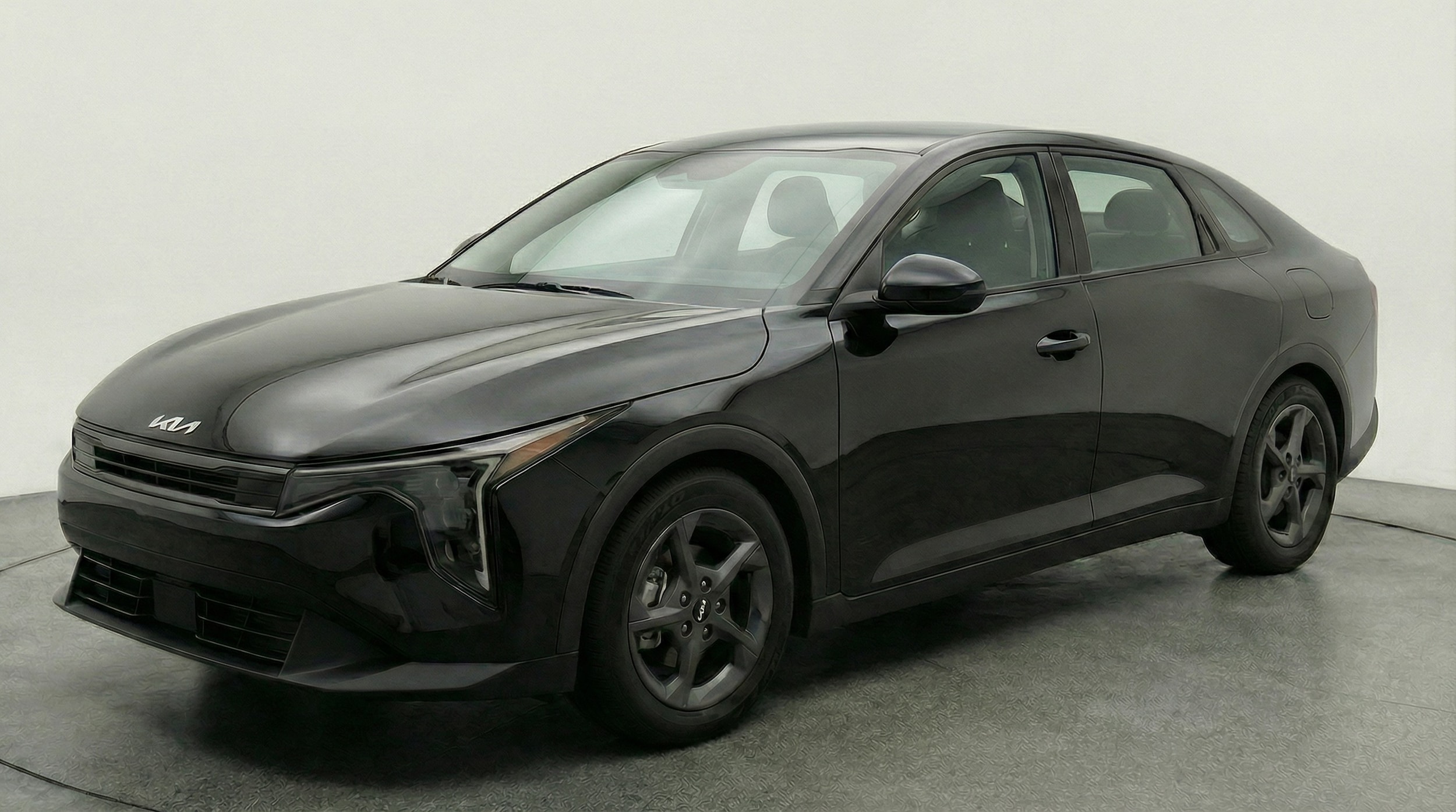 Thumbnail: 2025 Kia K4 - 3