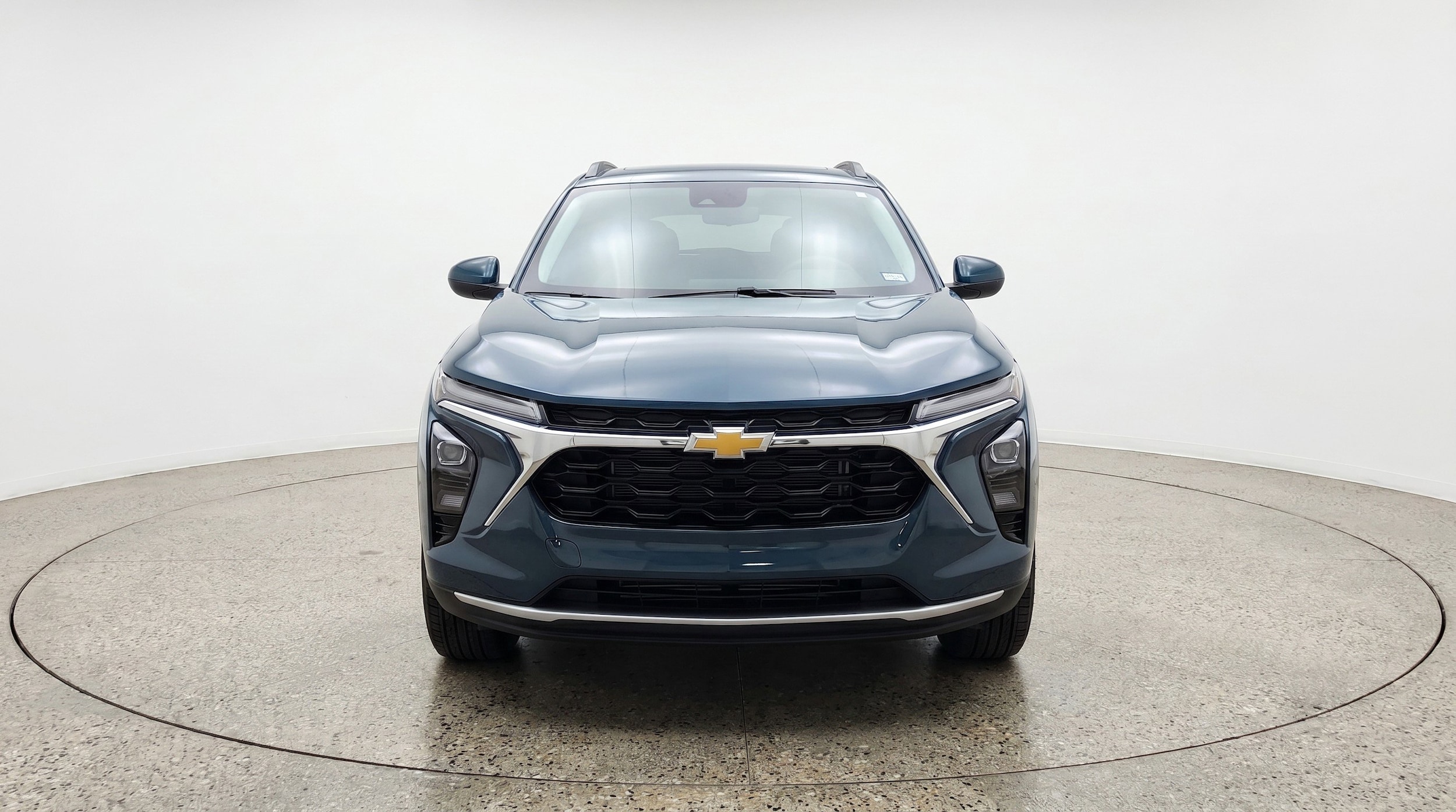 Thumbnail: 2025 Chevrolet Trax - 2
