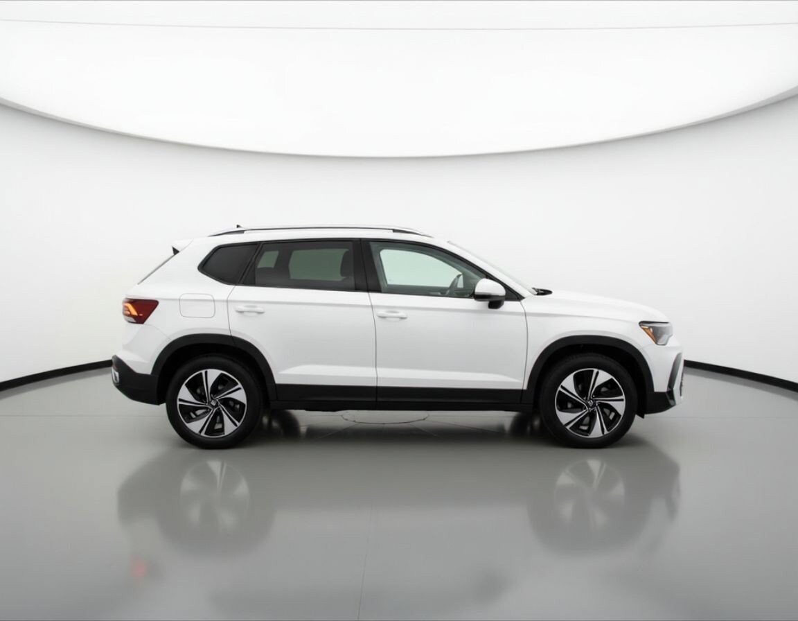 Thumbnail: 2025 Volkswagen Taos - 11