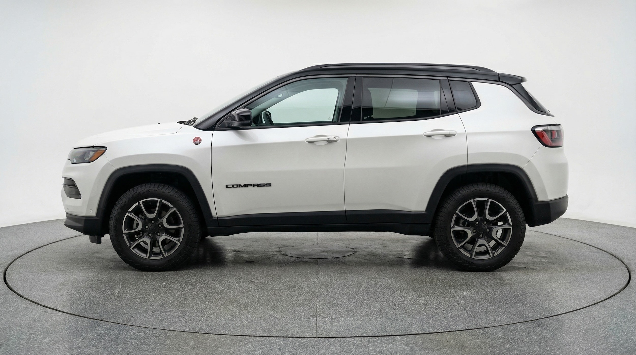 Thumbnail: 2025 Jeep Compass - 4