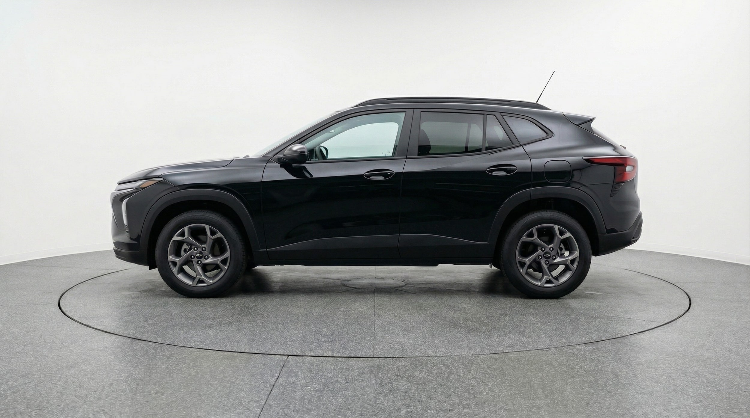 Thumbnail: 2025 Chevrolet Trax - 4