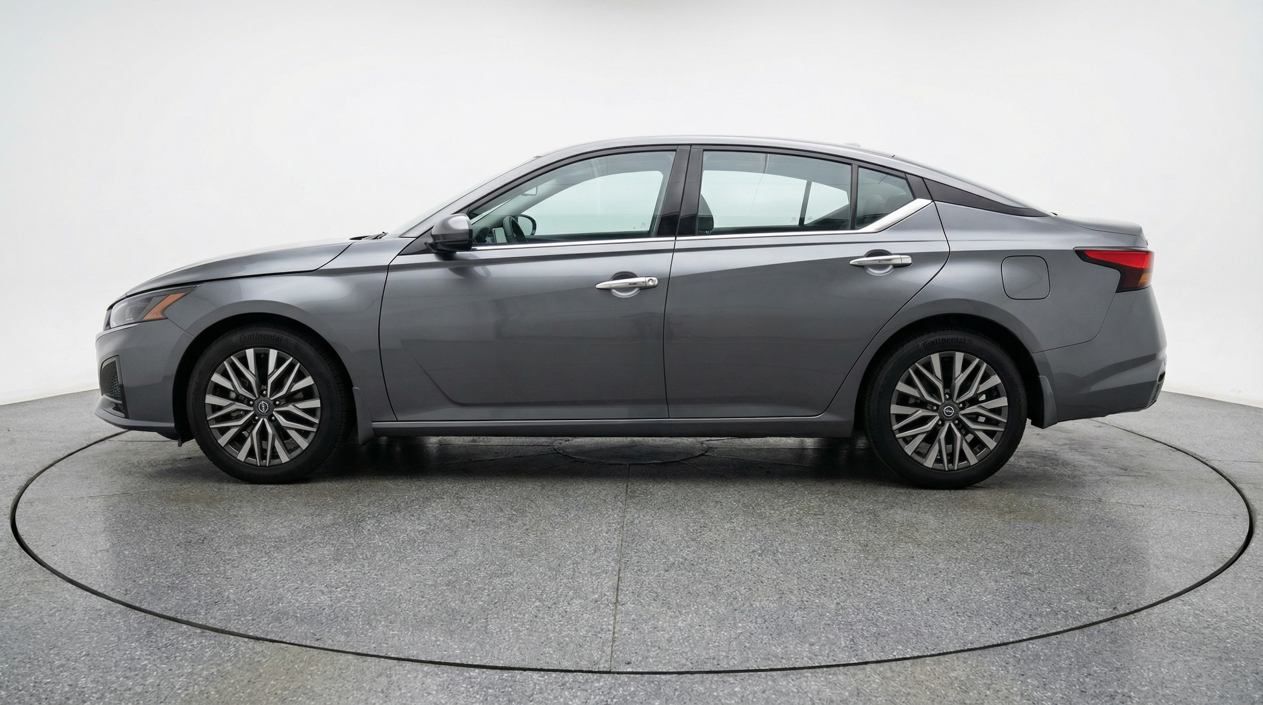 Thumbnail: 2025 Nissan Altima - 4