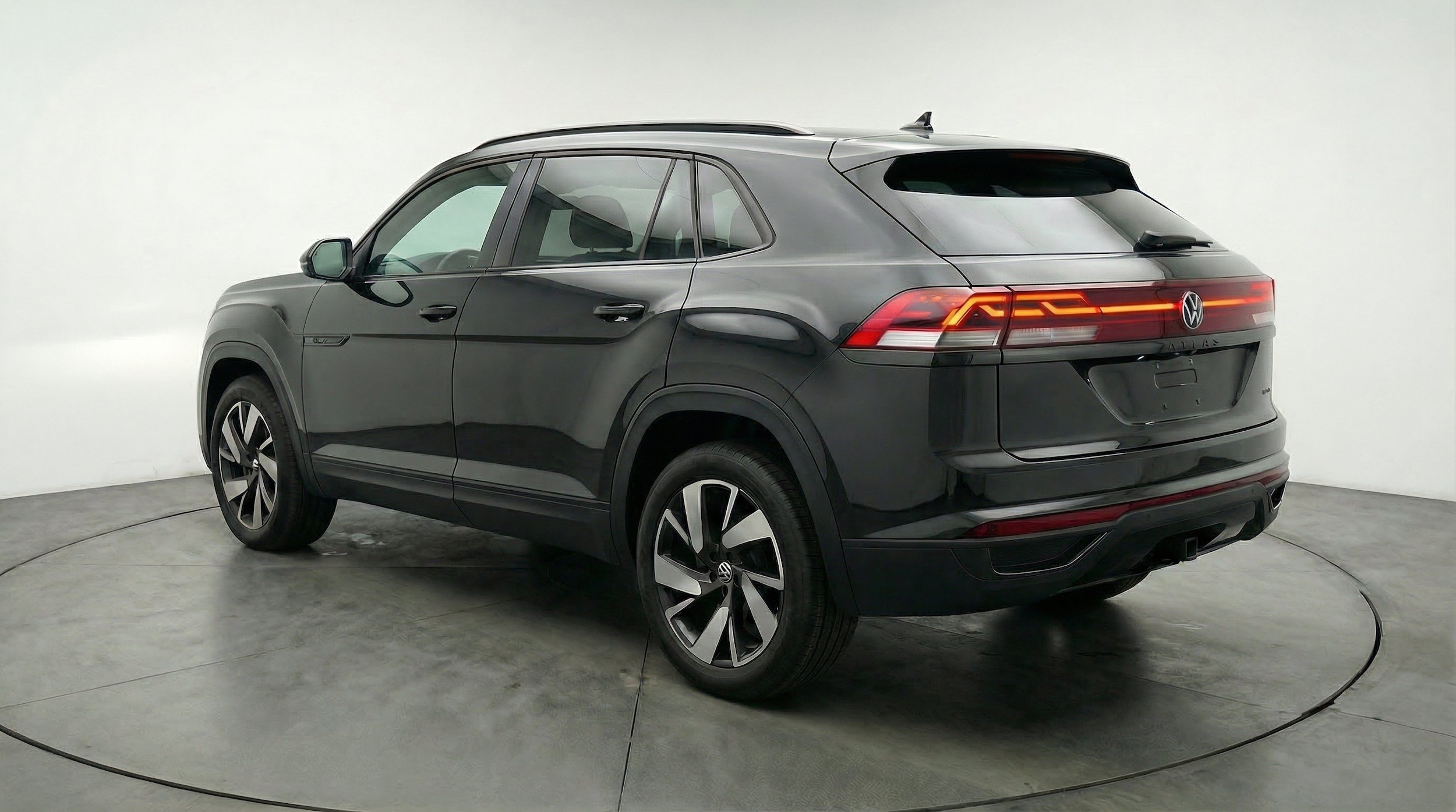 Thumbnail: 2026 Volkswagen Atlas - 6