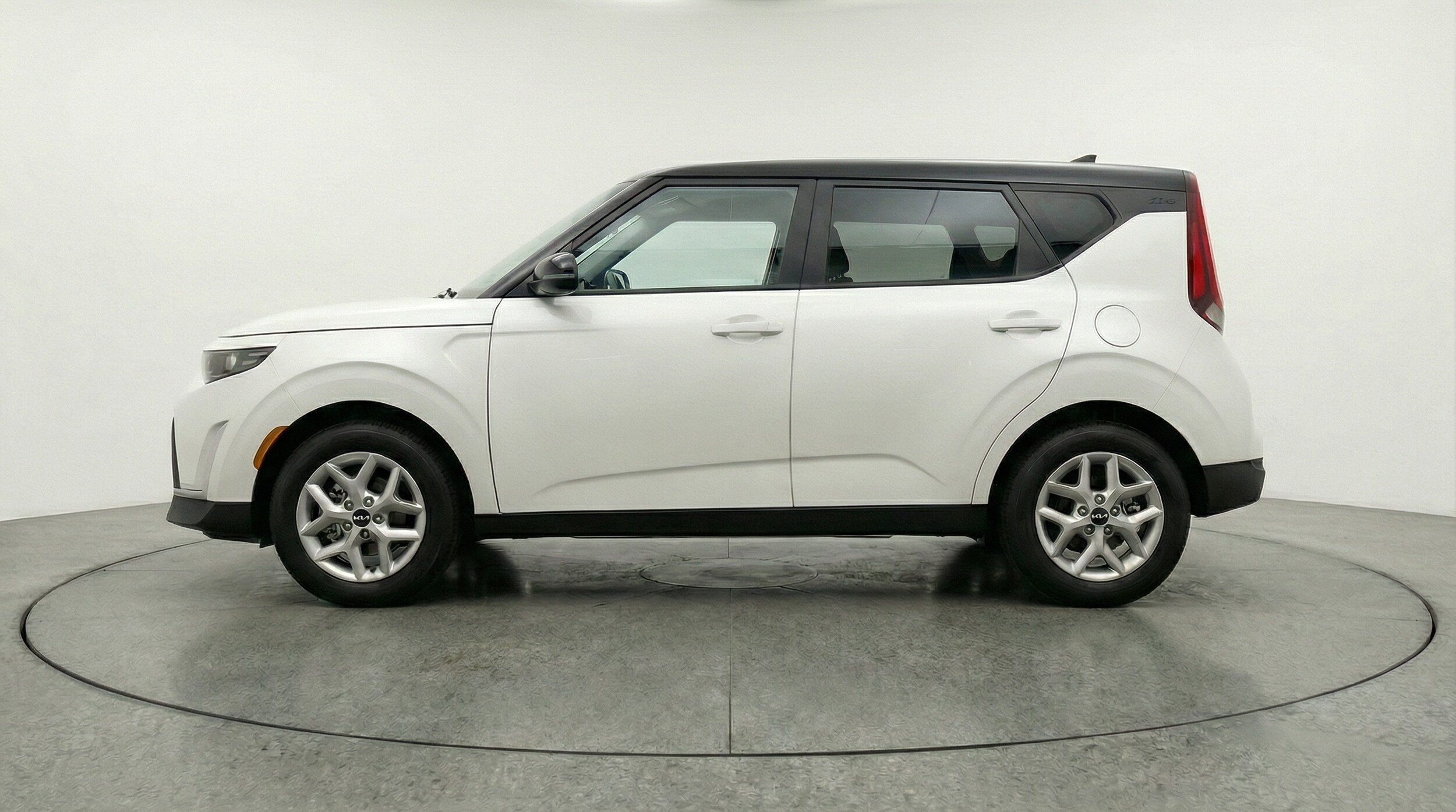 Thumbnail: 2025 Kia Soul - 4