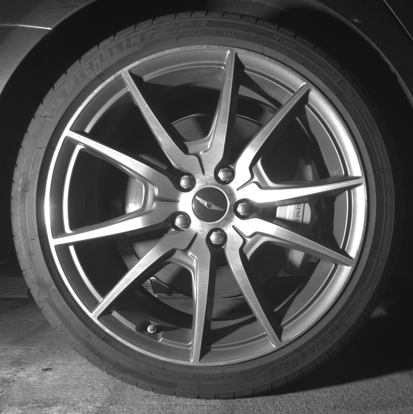 Thumbnail: 2025 Genesis G70 - 12