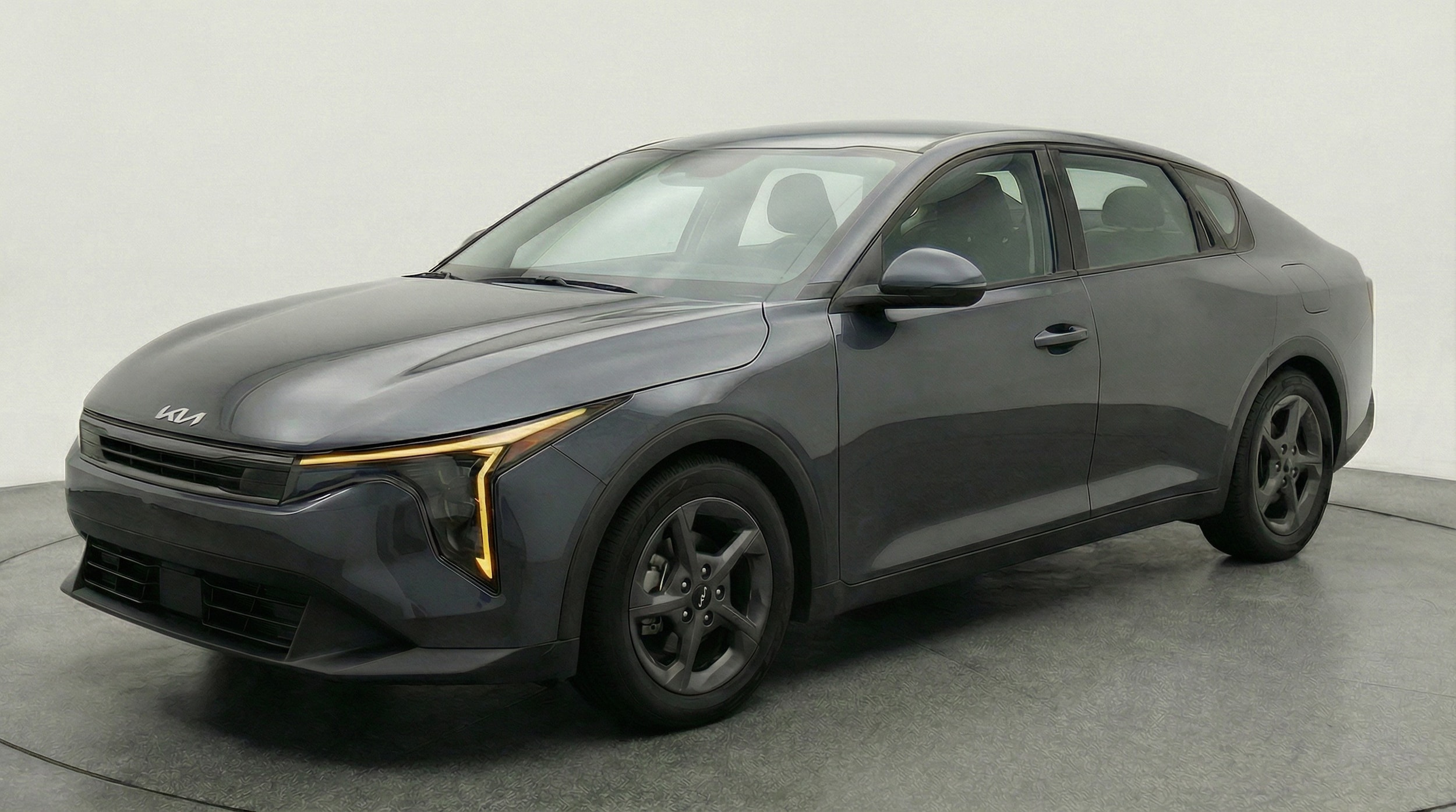 Thumbnail: 2025 Kia K4 - 3