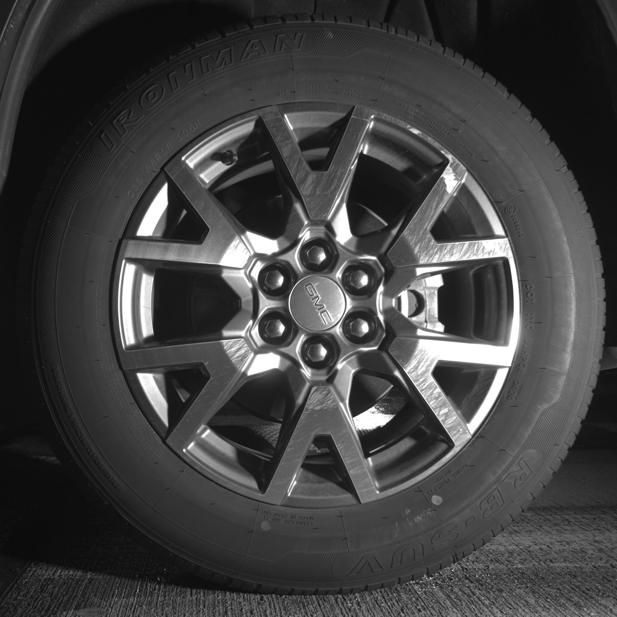 Thumbnail: 2023 GMC Acadia - 11