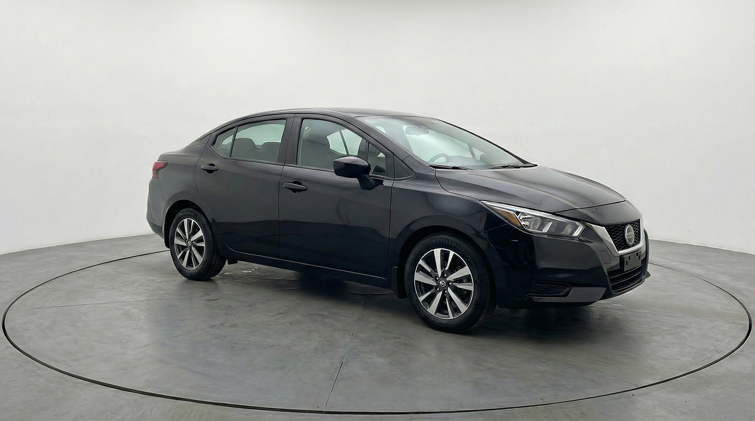 2025 Nissan Versa Sedan SV