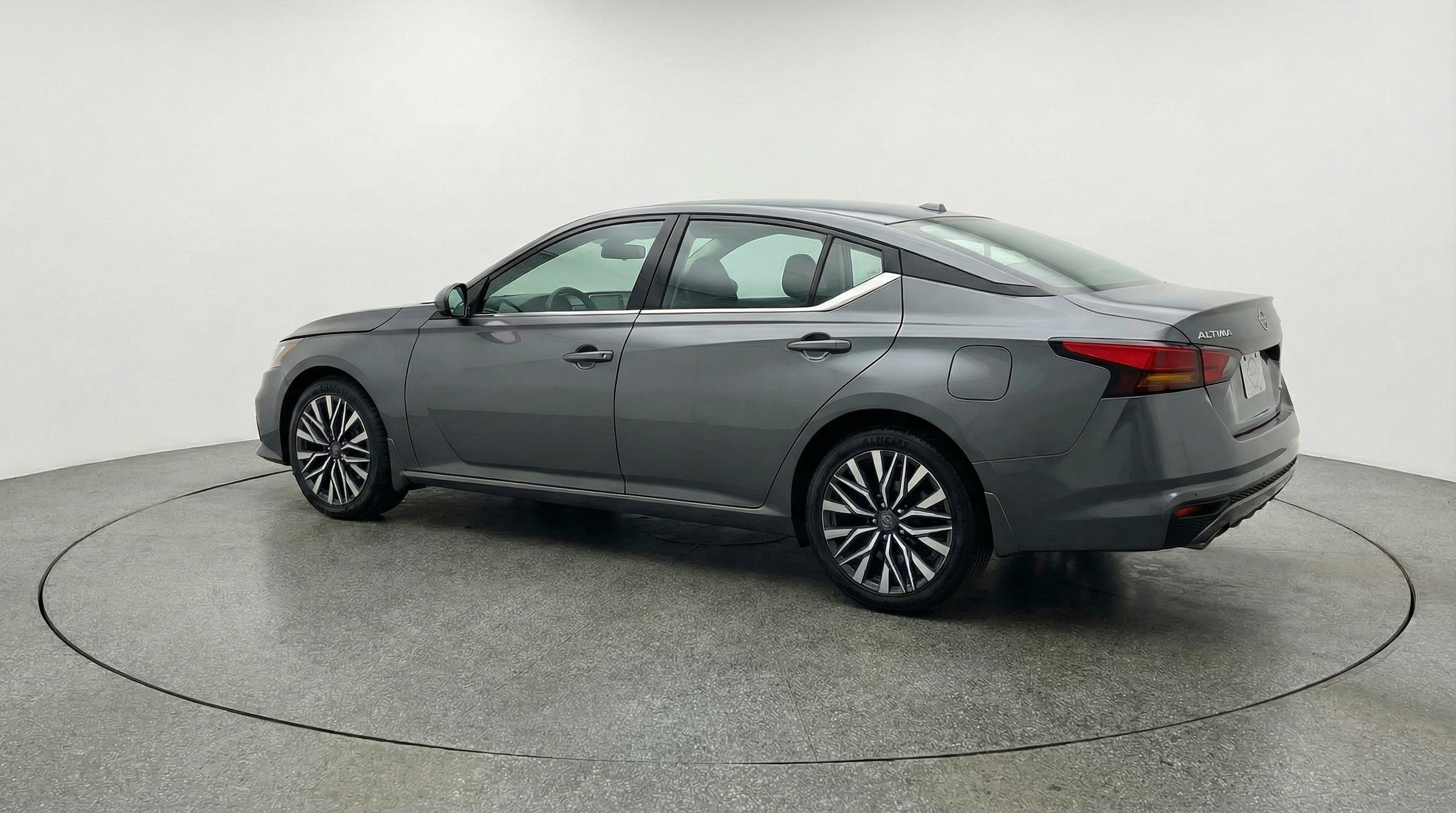 Thumbnail: 2025 Nissan Altima - 5