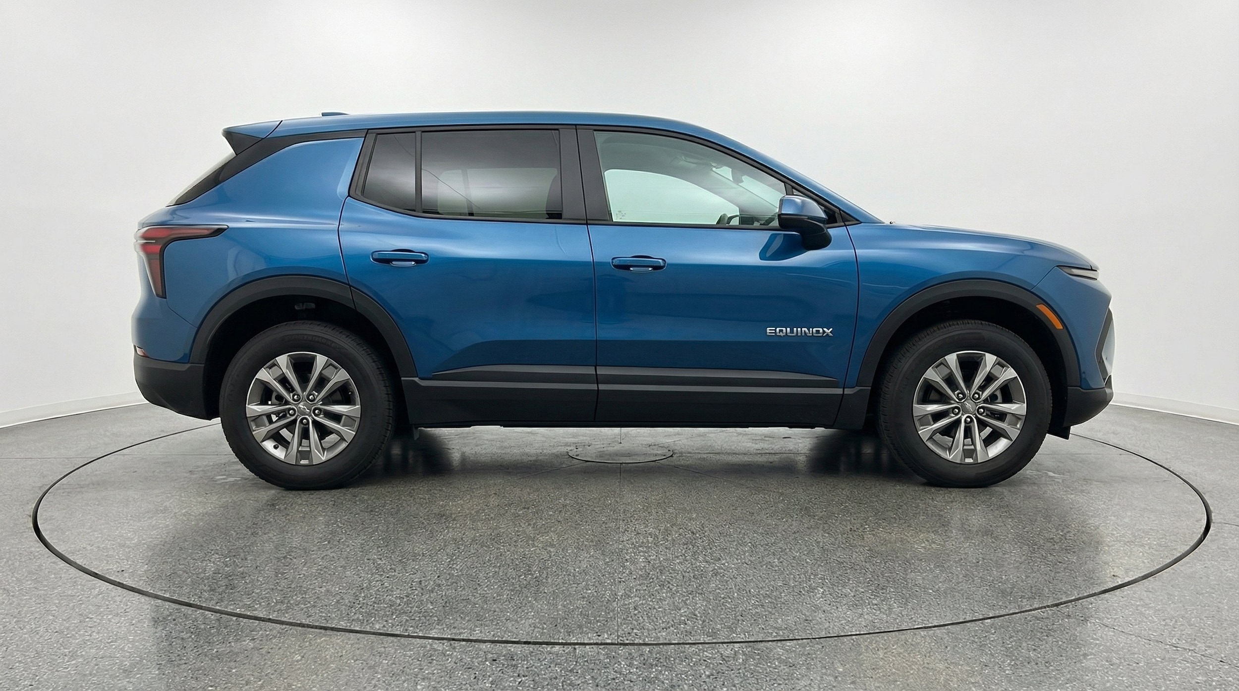 Thumbnail: 2025 Chevrolet Equinox - 11