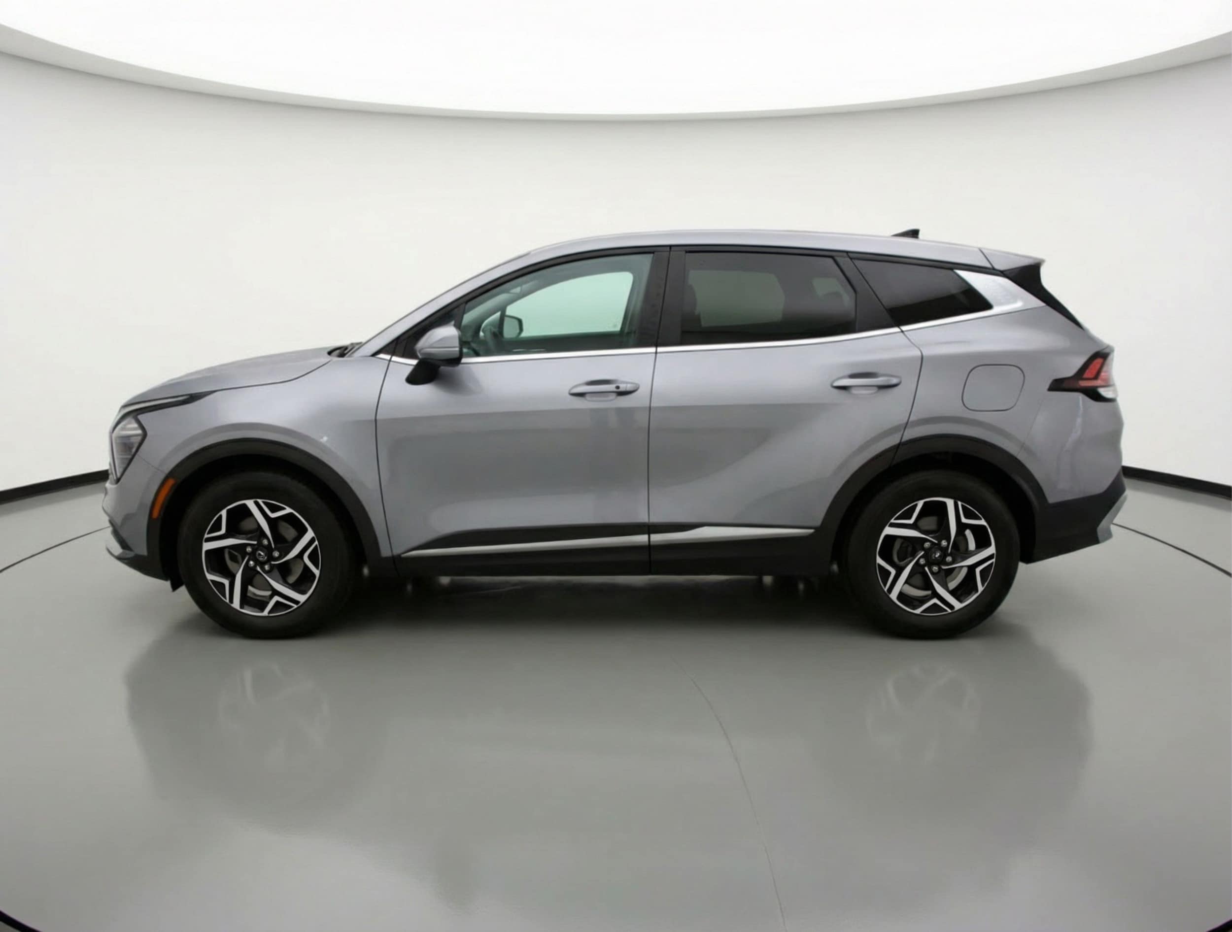 Thumbnail: 2025 Kia Sportage - 4