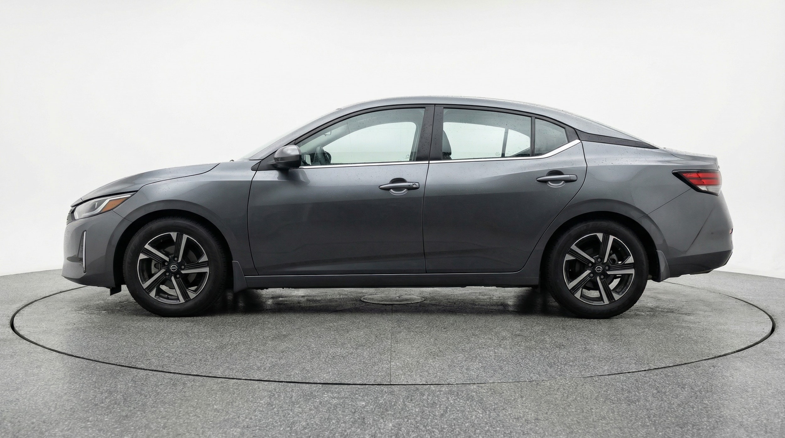 Thumbnail: 2025 Nissan Sentra - 4