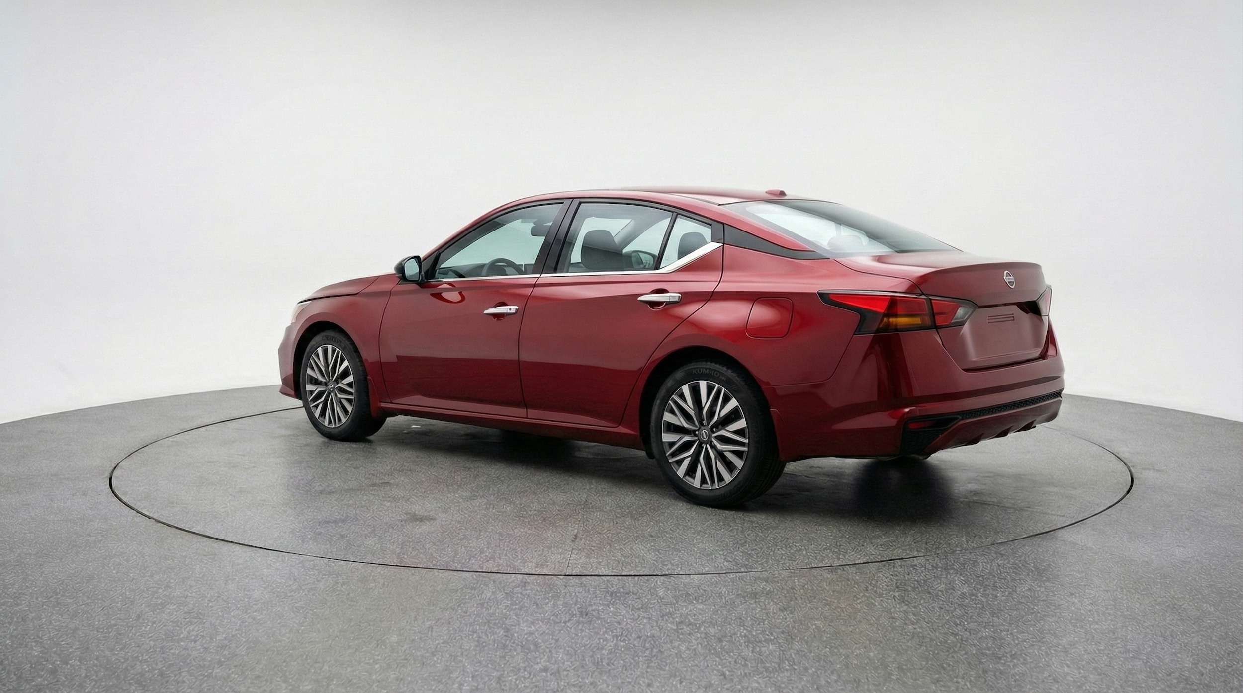 Thumbnail: 2025 Nissan Altima - 5