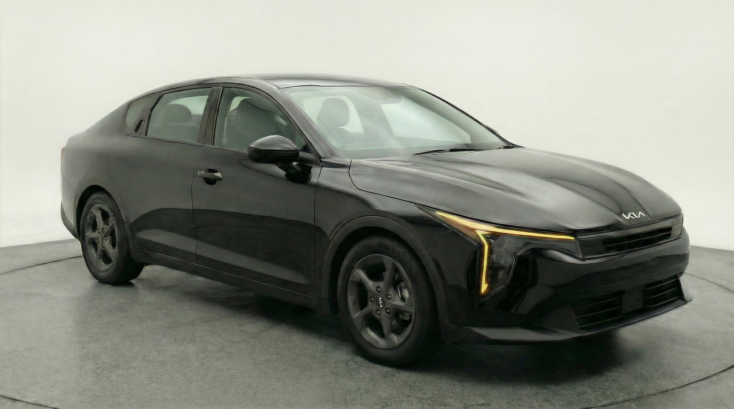 Thumbnail: 2025 Kia K4 - 1