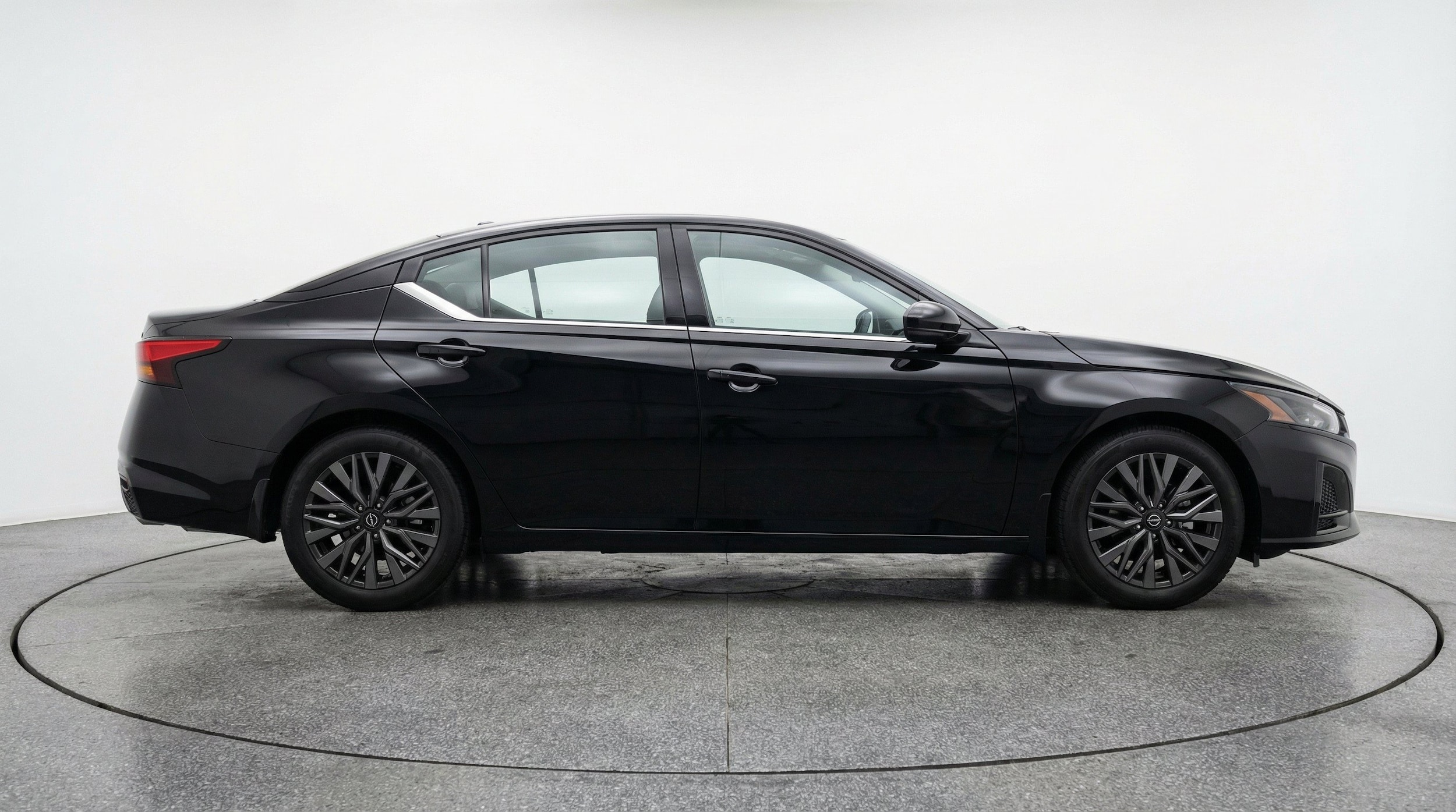 Thumbnail: 2026 Nissan Altima - 10