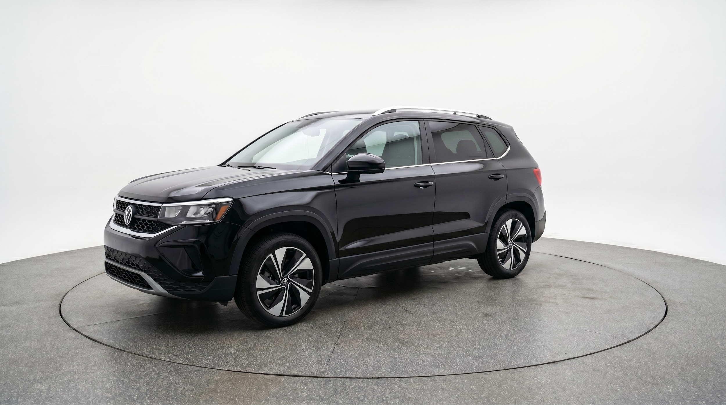 Thumbnail: 2025 Volkswagen Taos - 3