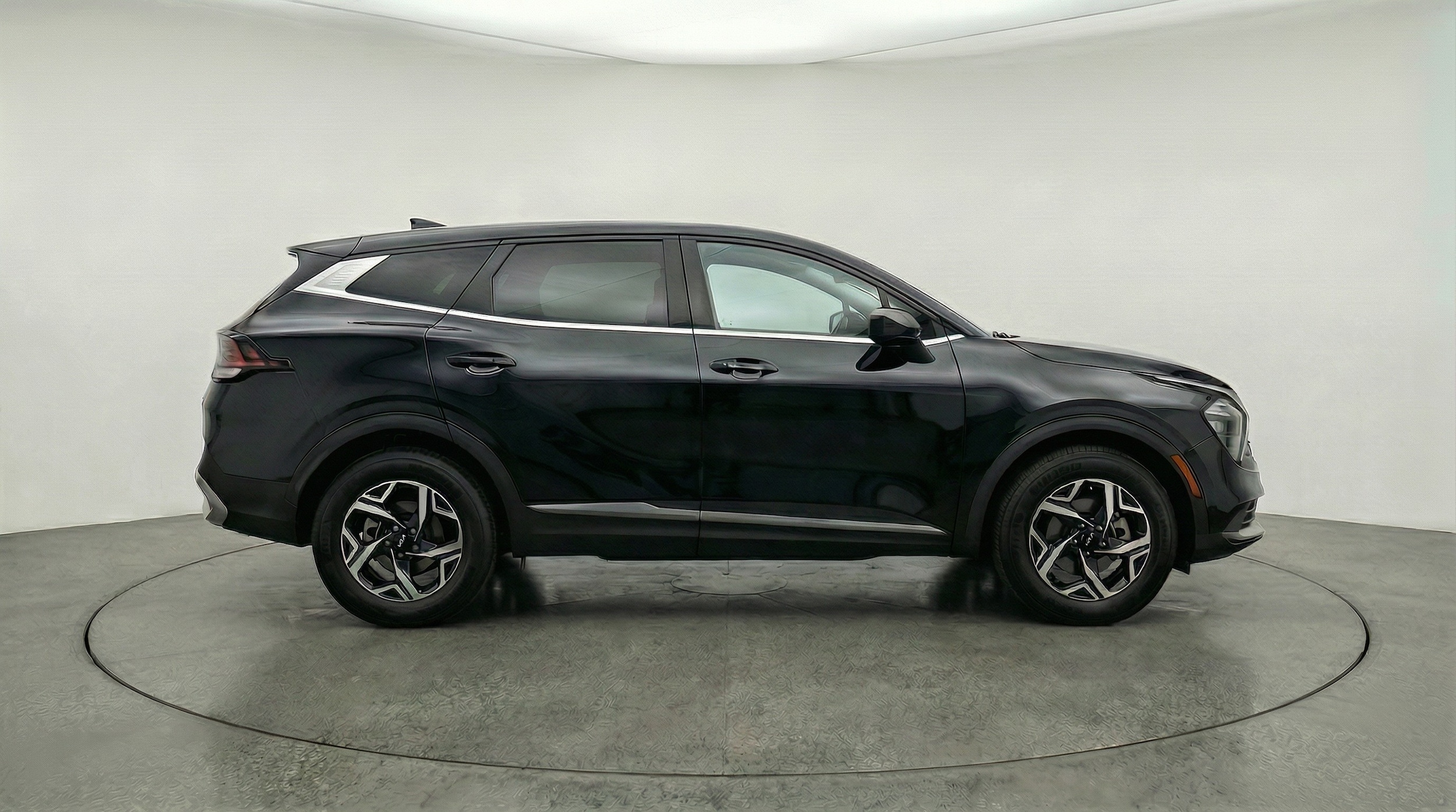 Thumbnail: 2025 Kia Sportage - 8