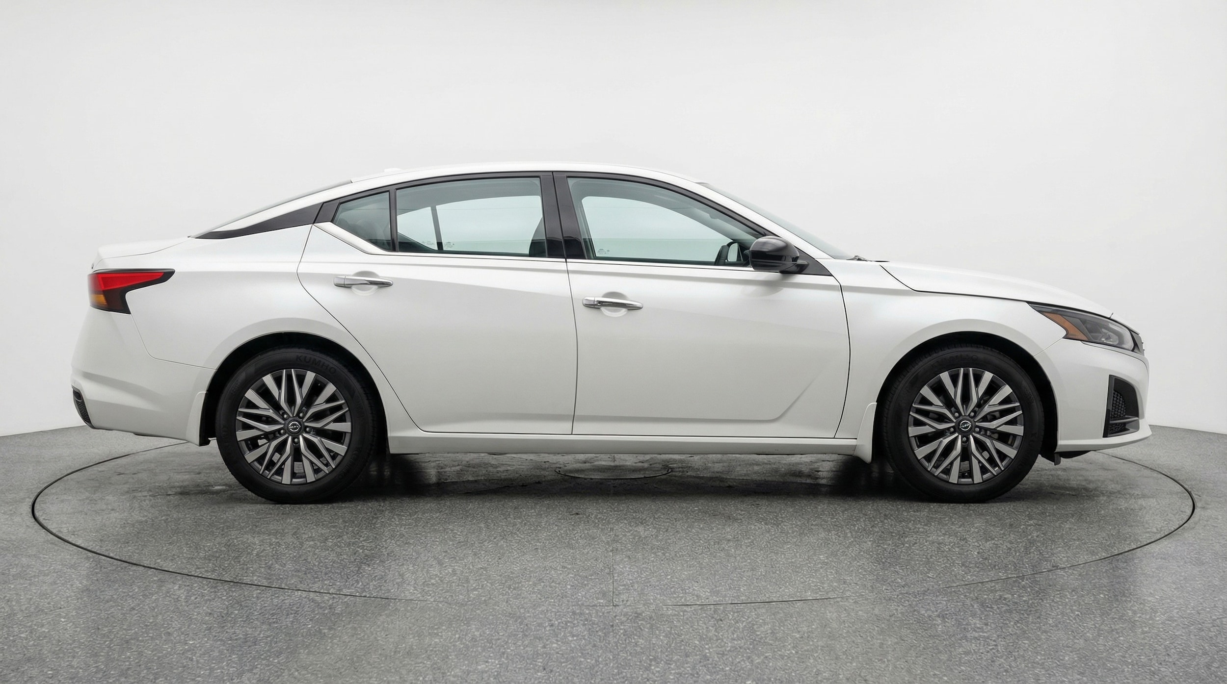 Thumbnail: 2025 Nissan Altima - 8