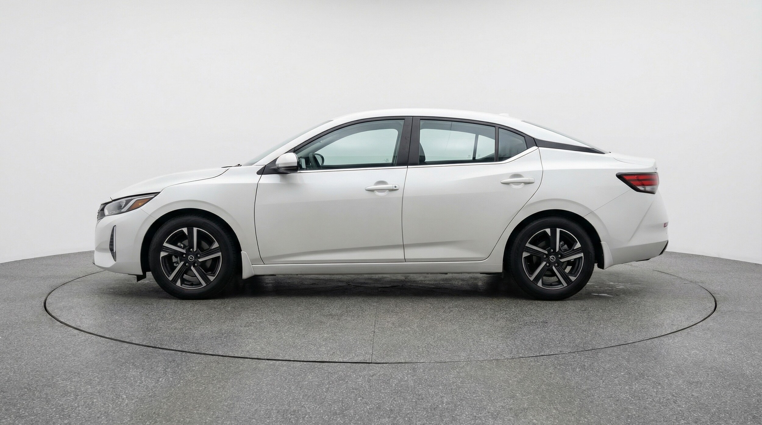 Thumbnail: 2025 Nissan Sentra - 4