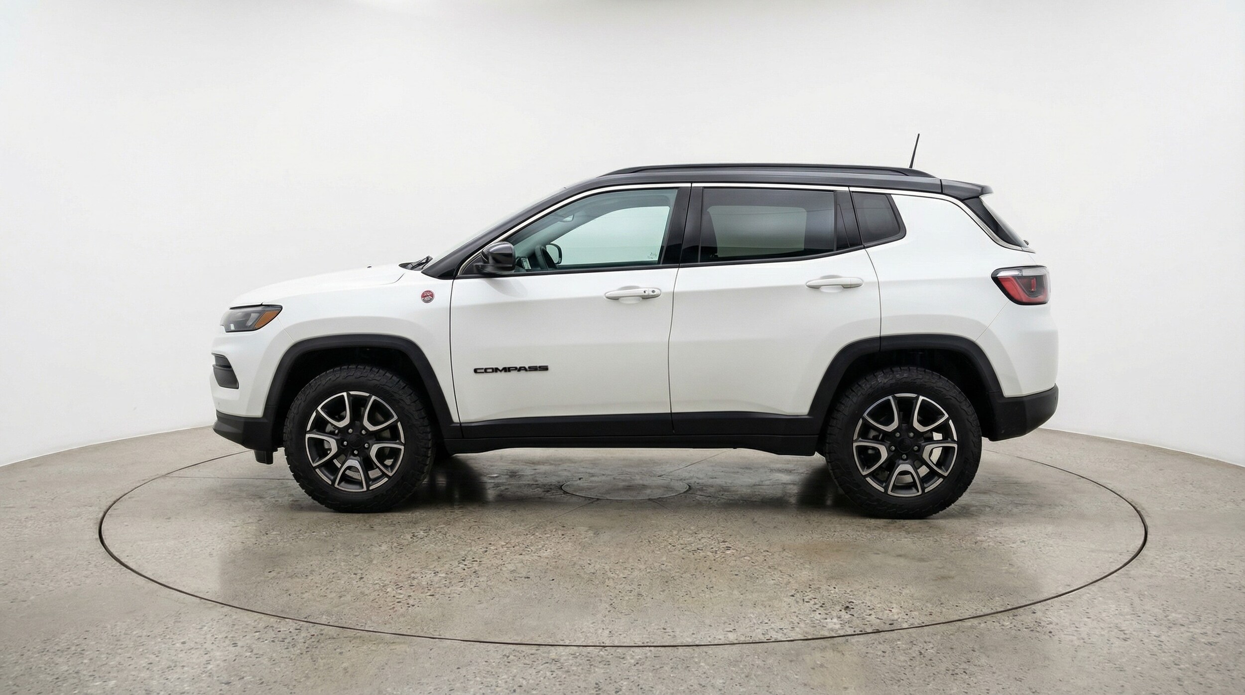 Thumbnail: 2025 Jeep Compass - 4