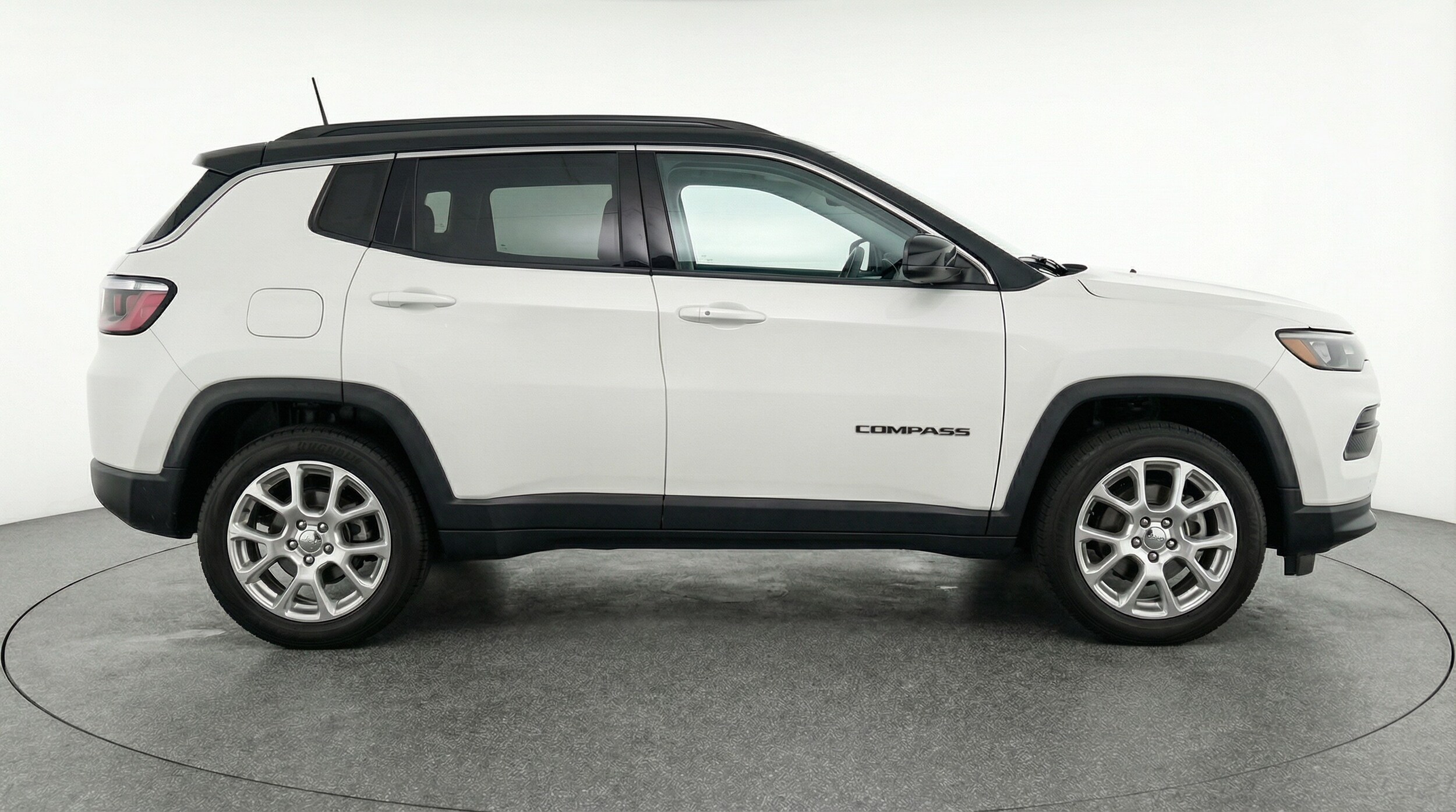 Thumbnail: 2025 Jeep Compass - 8