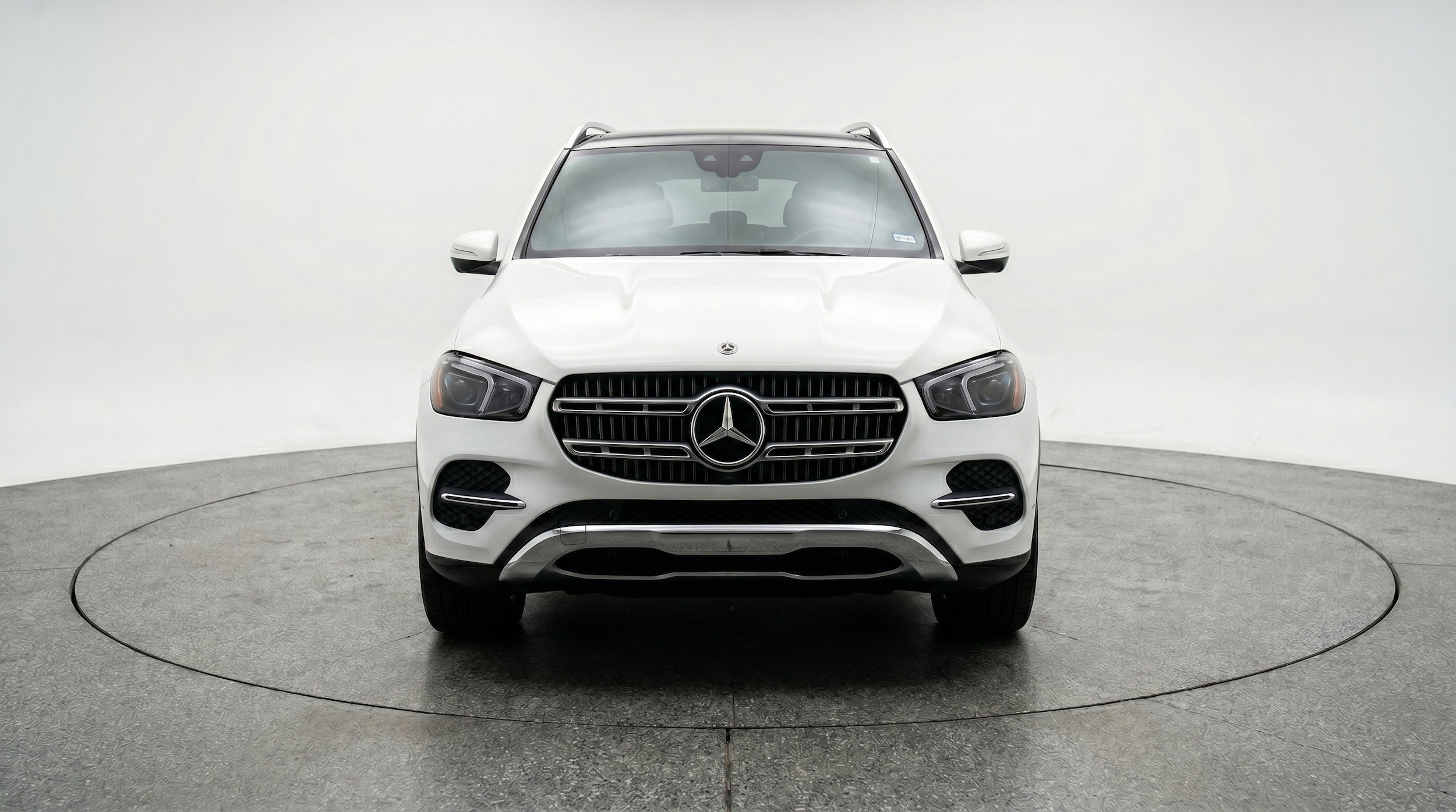 Thumbnail: 2026 Mercedes-Benz GLE - 2