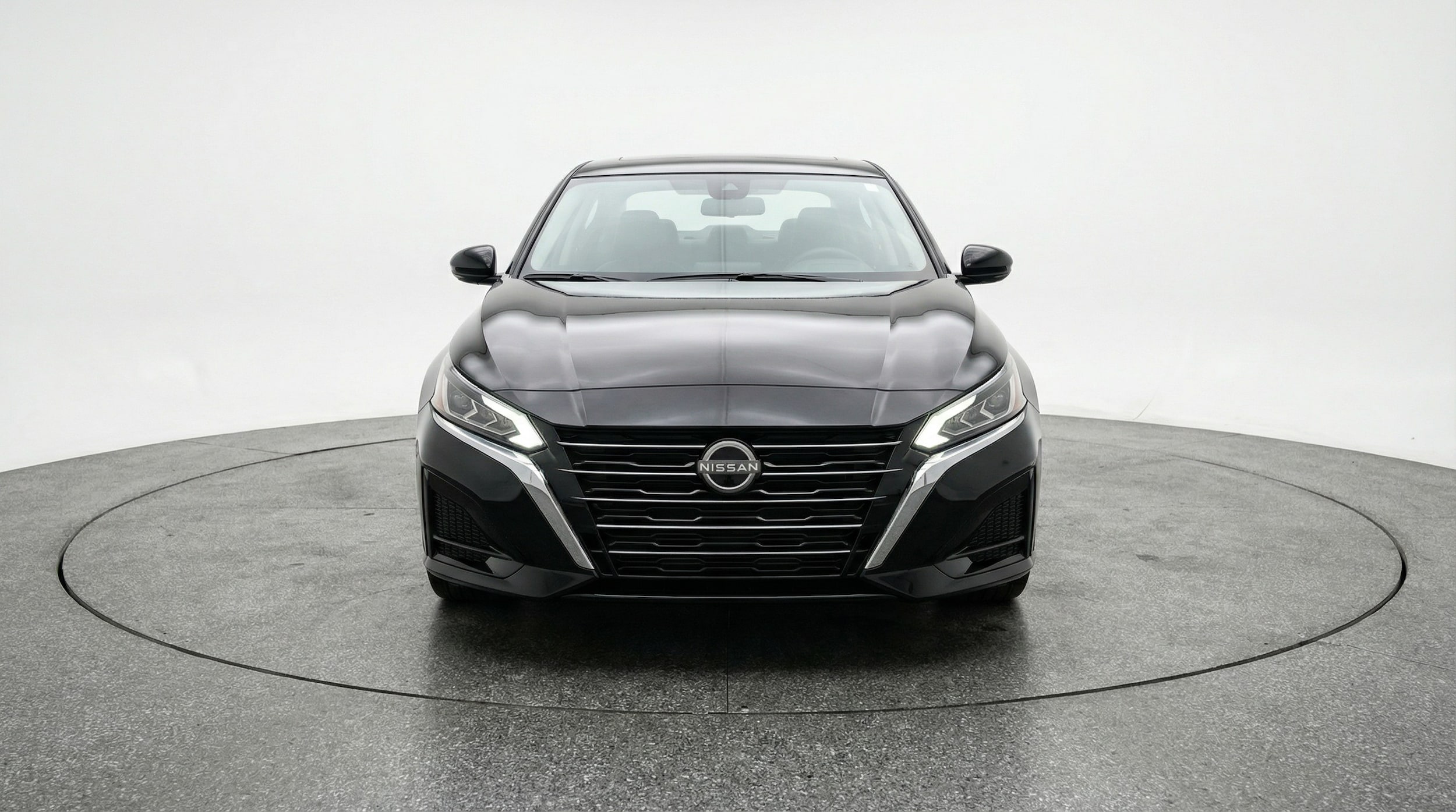 Thumbnail: 2025 Nissan Altima - 2