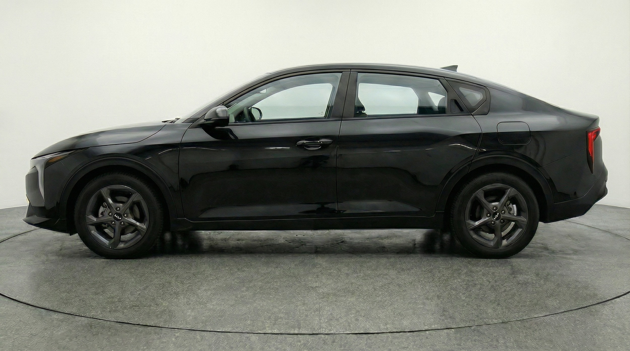 Thumbnail: 2025 Kia K4 - 4